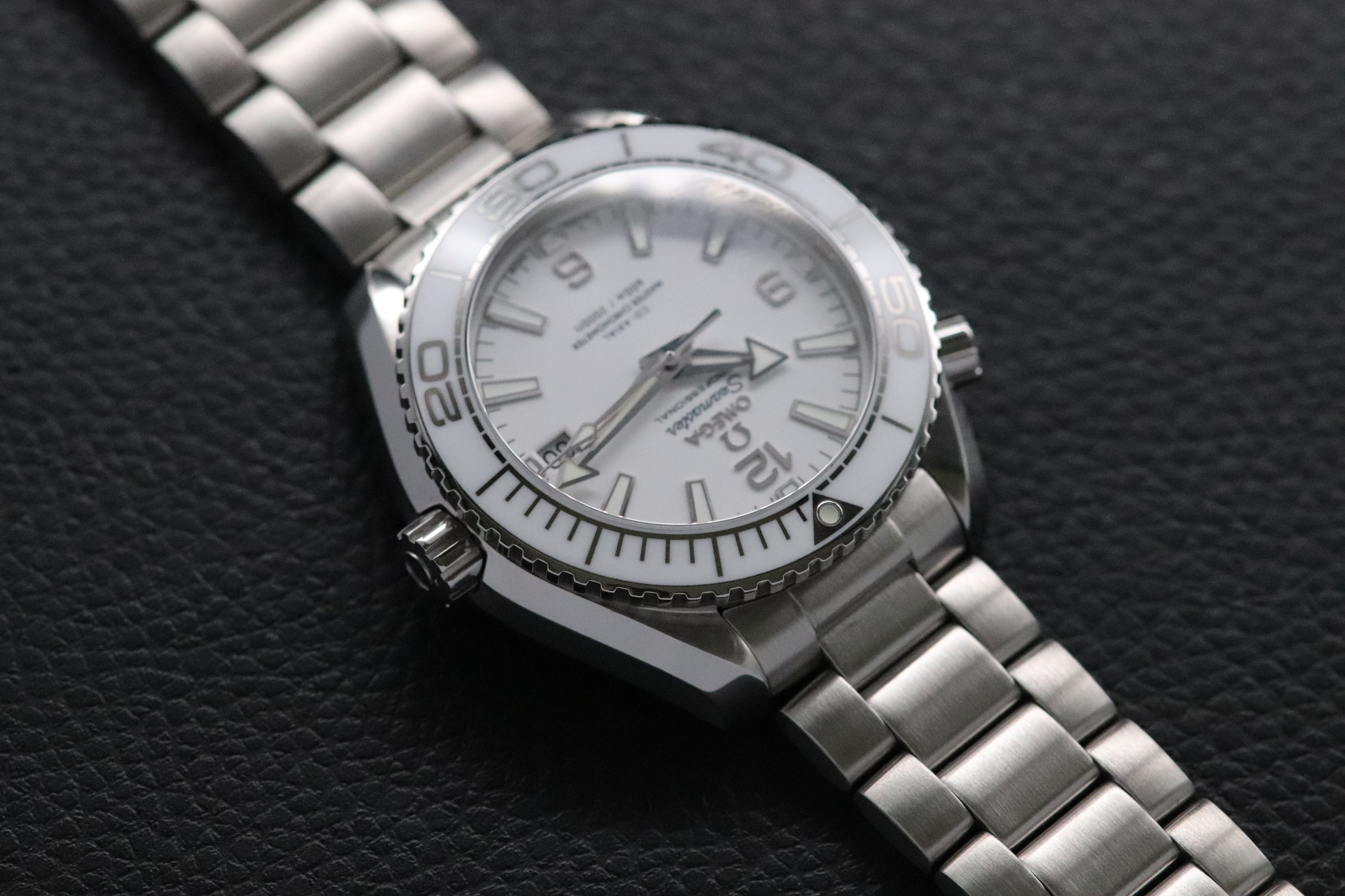 Omega Seamaster Planet Ocean 215.30.40.20.04.001 Fullset 2016 Box+Papers