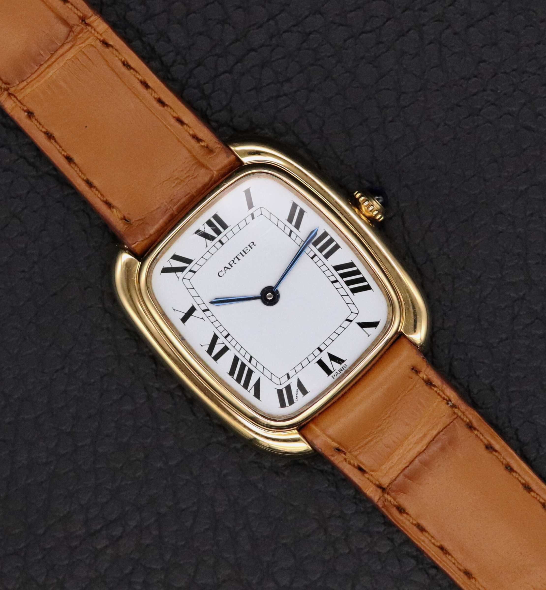 Cartier Gondole Vertical 17010 Medium