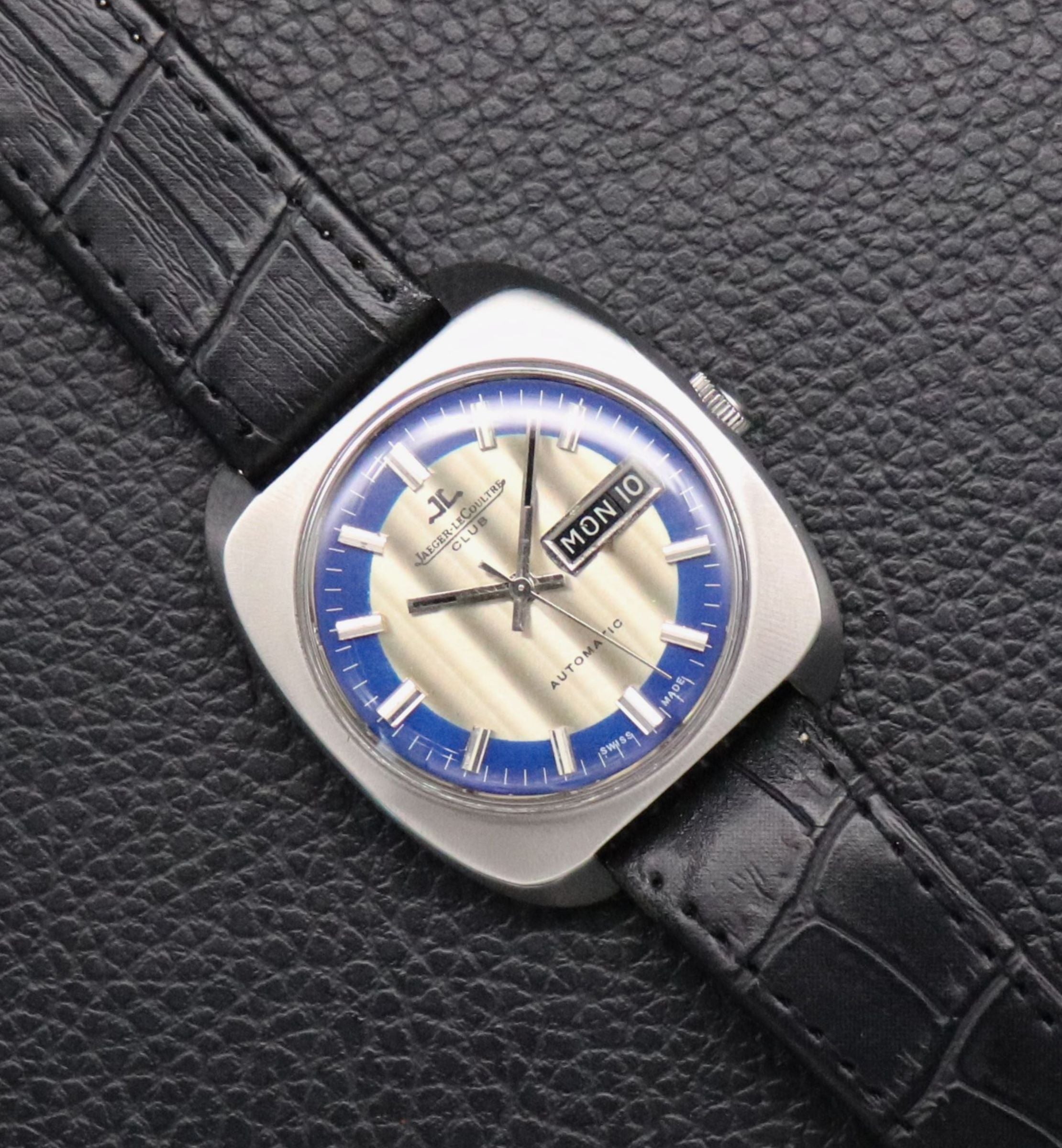 Jaeger-LeCoultre Club E300305 Day Date Blue Automatic 1972 Sector