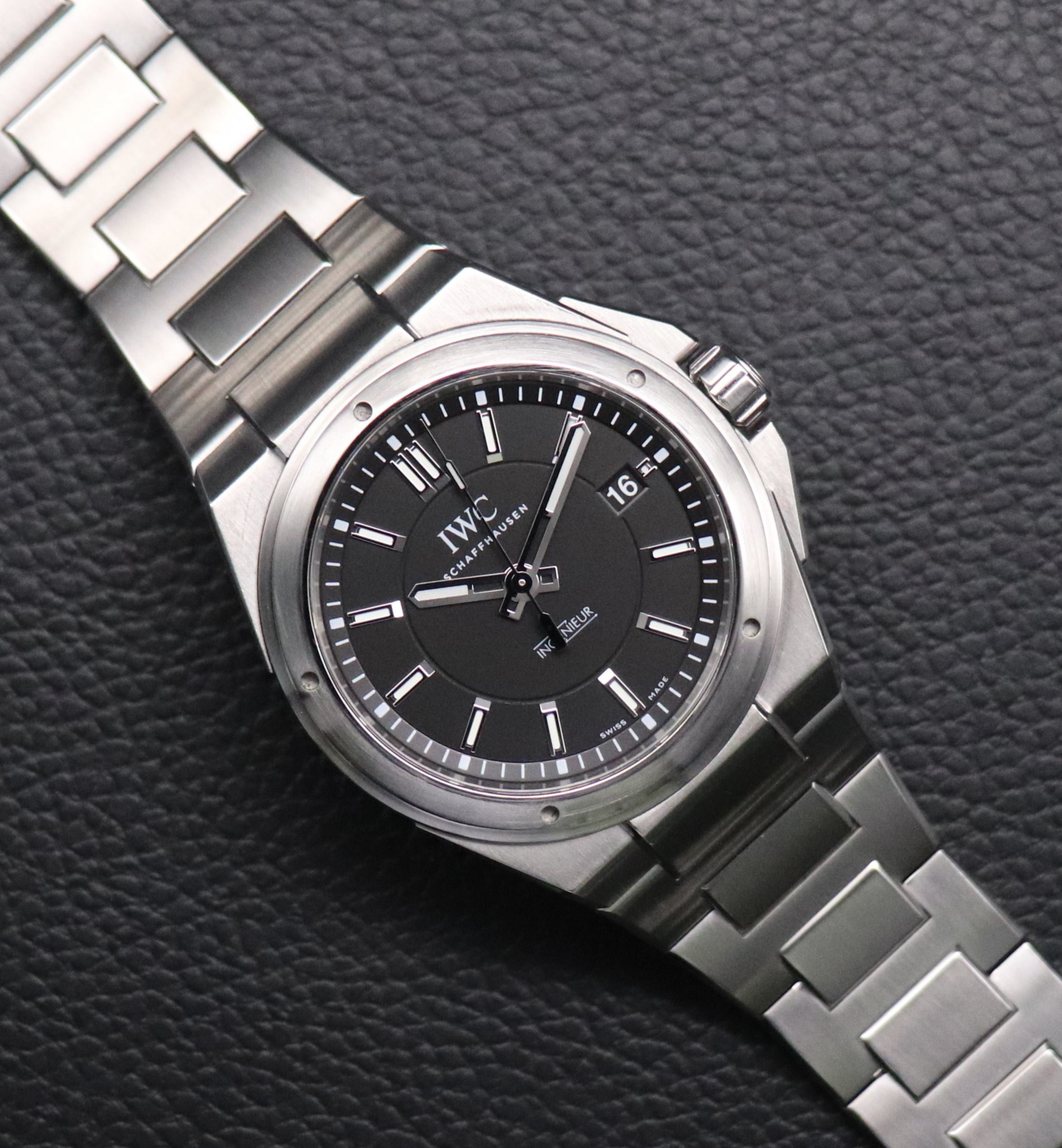 IWC Ingenieur Automatic IW323902 Papers 2013