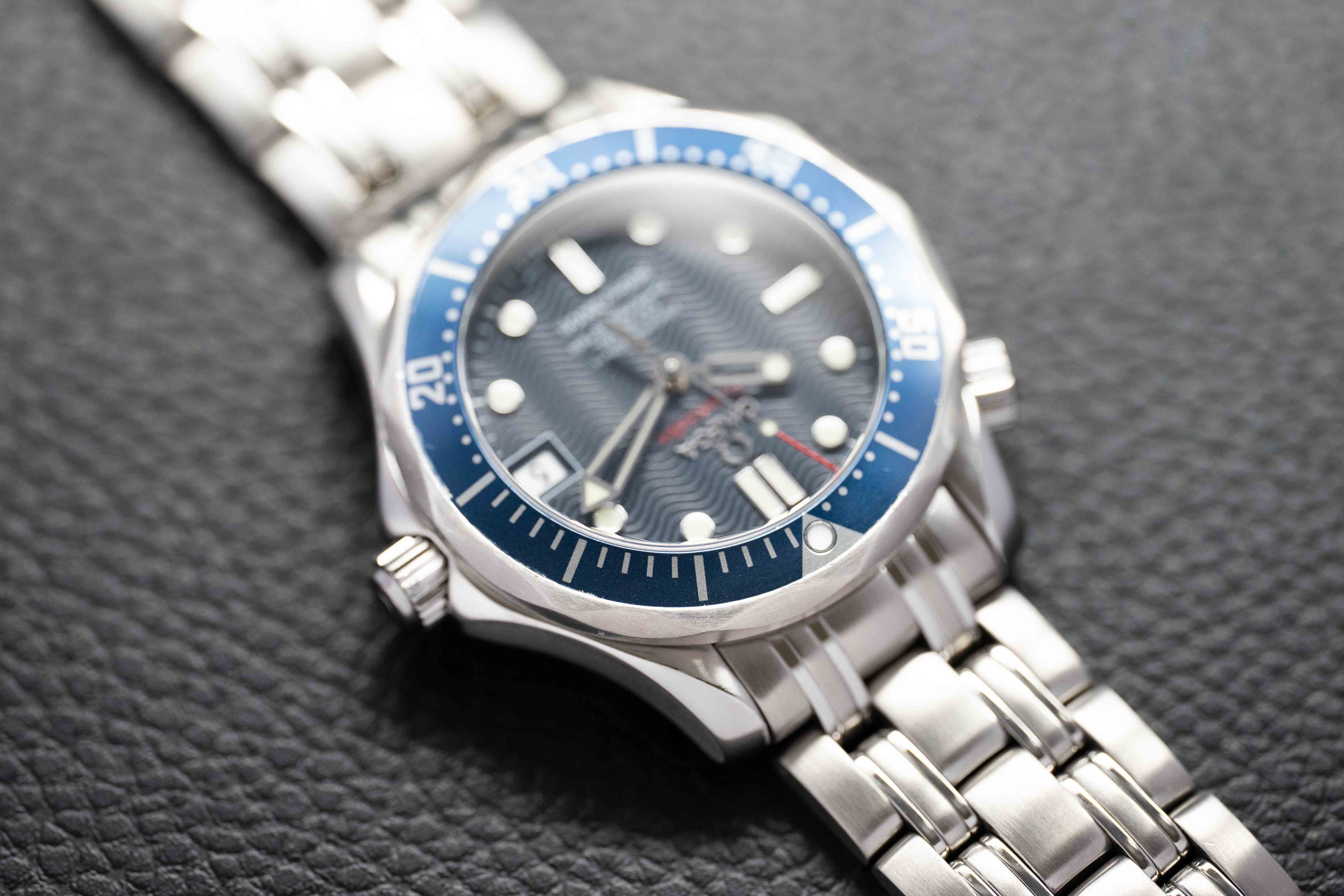 Omega Seamaster Diver 2222.80 Blue Dial 2009