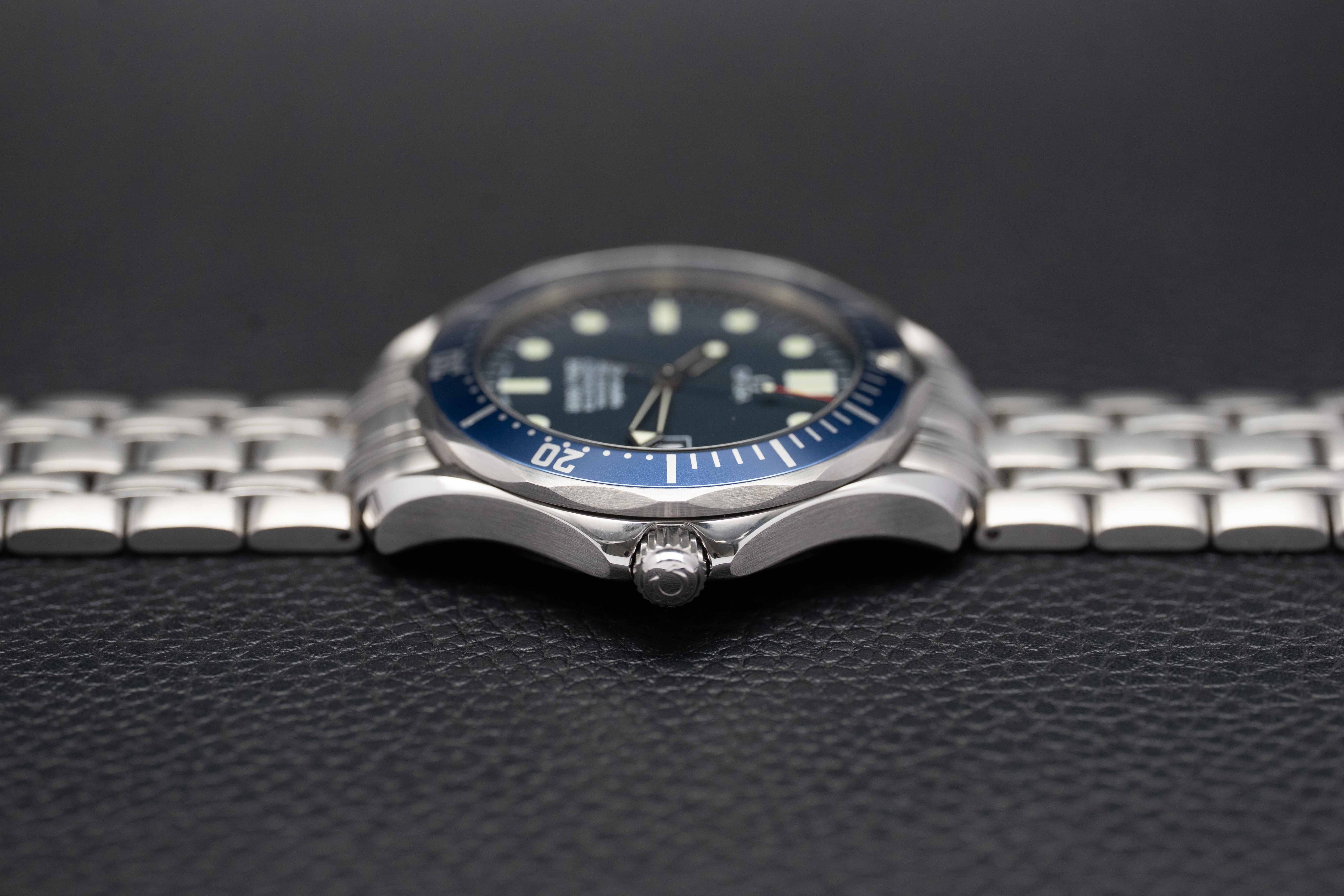 Omega Seamaster 2531.80 James Bond 2007 Papers