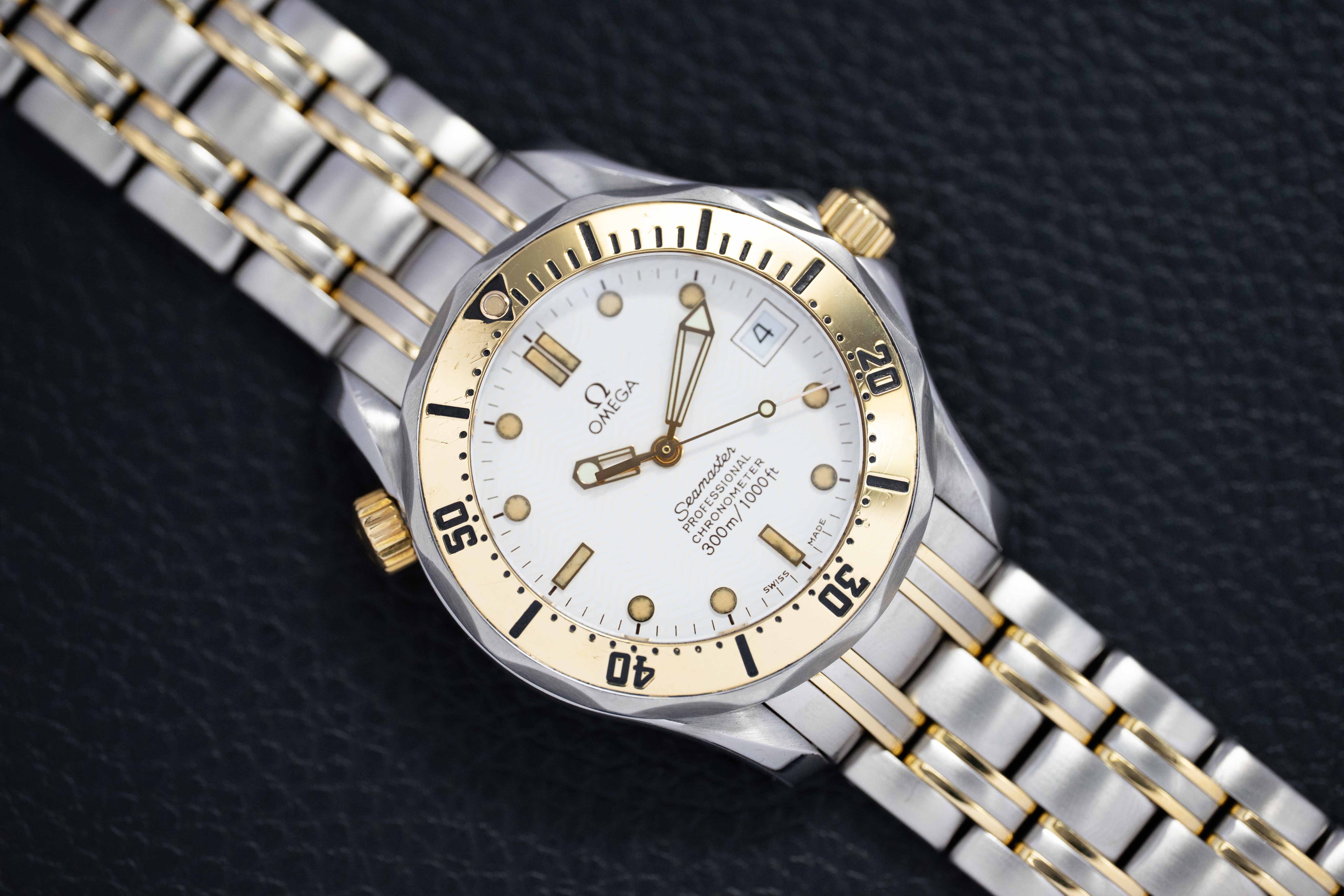 Omega Seamaster 300 2352.20 Steel / Gold 1986