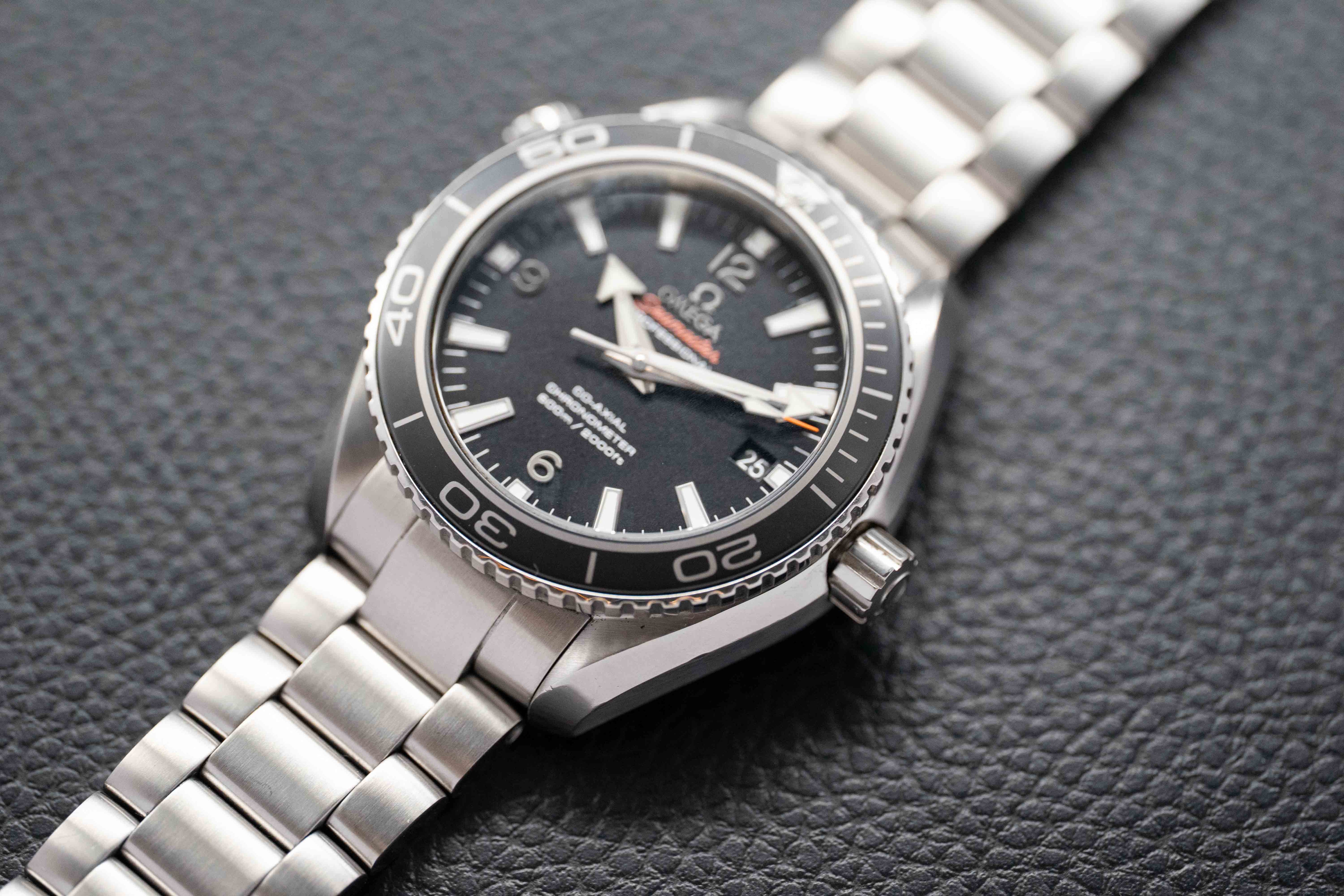 Omega Seamaster Planet Ocean 232.30.42.21.01.001 Papers 2013