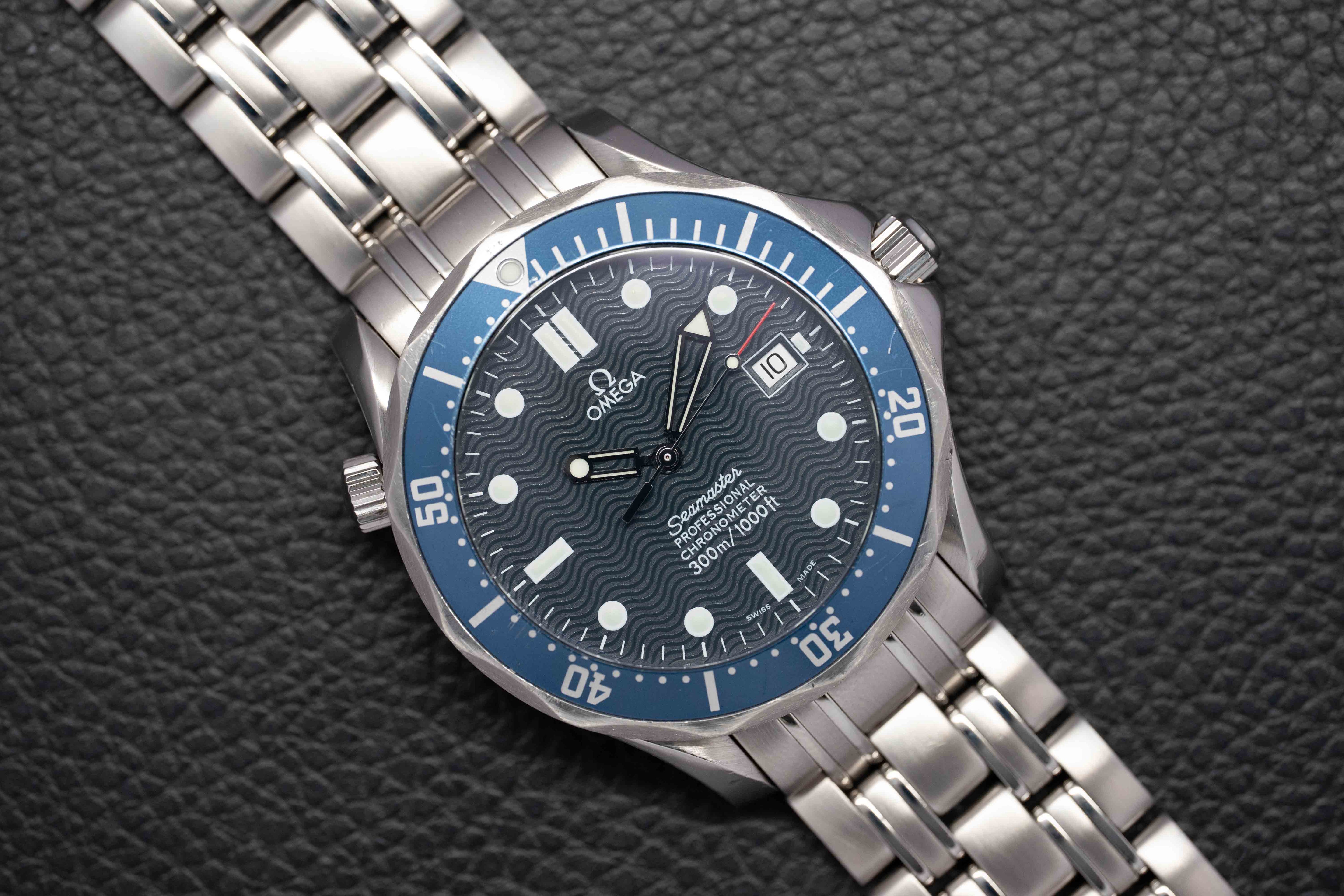 Omega Seamaster 2531.80 James Bond 2006 Papers