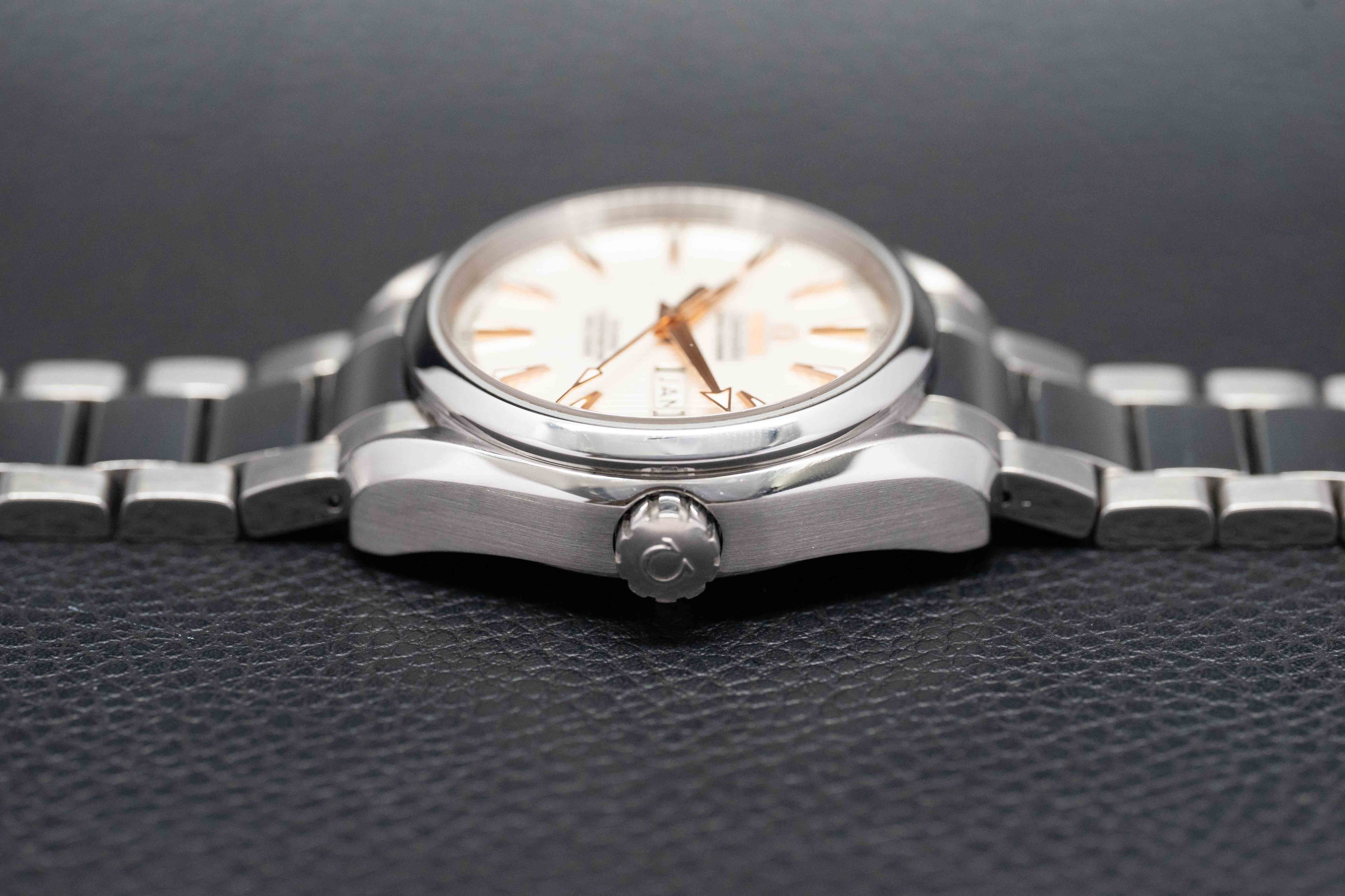 Omega Seamaster Aqua Terra 231.10.39.22.02.001 Papers 2015