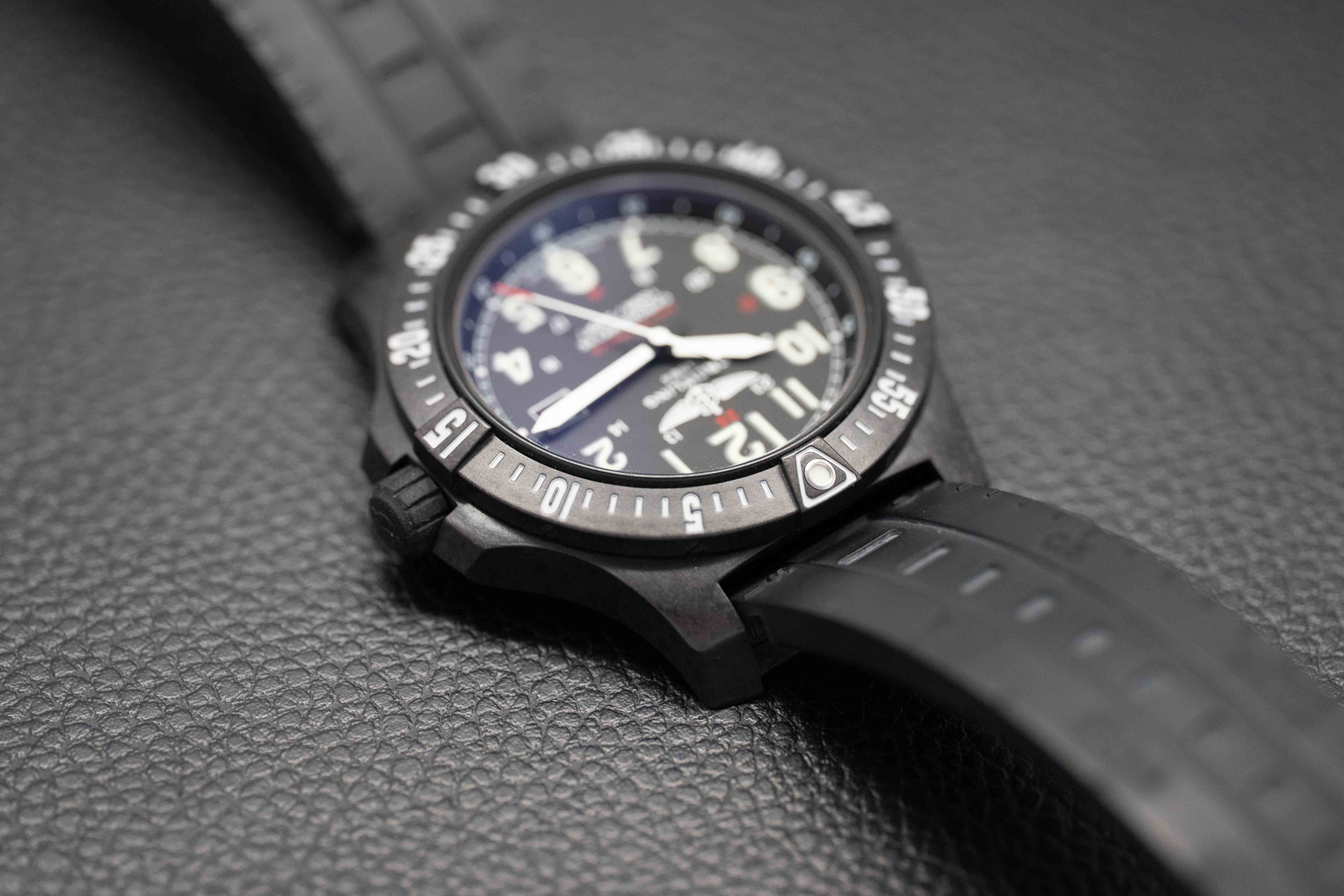 Breitling Skyracer X74320 Black Dial Fullset 2019 Box+Papers