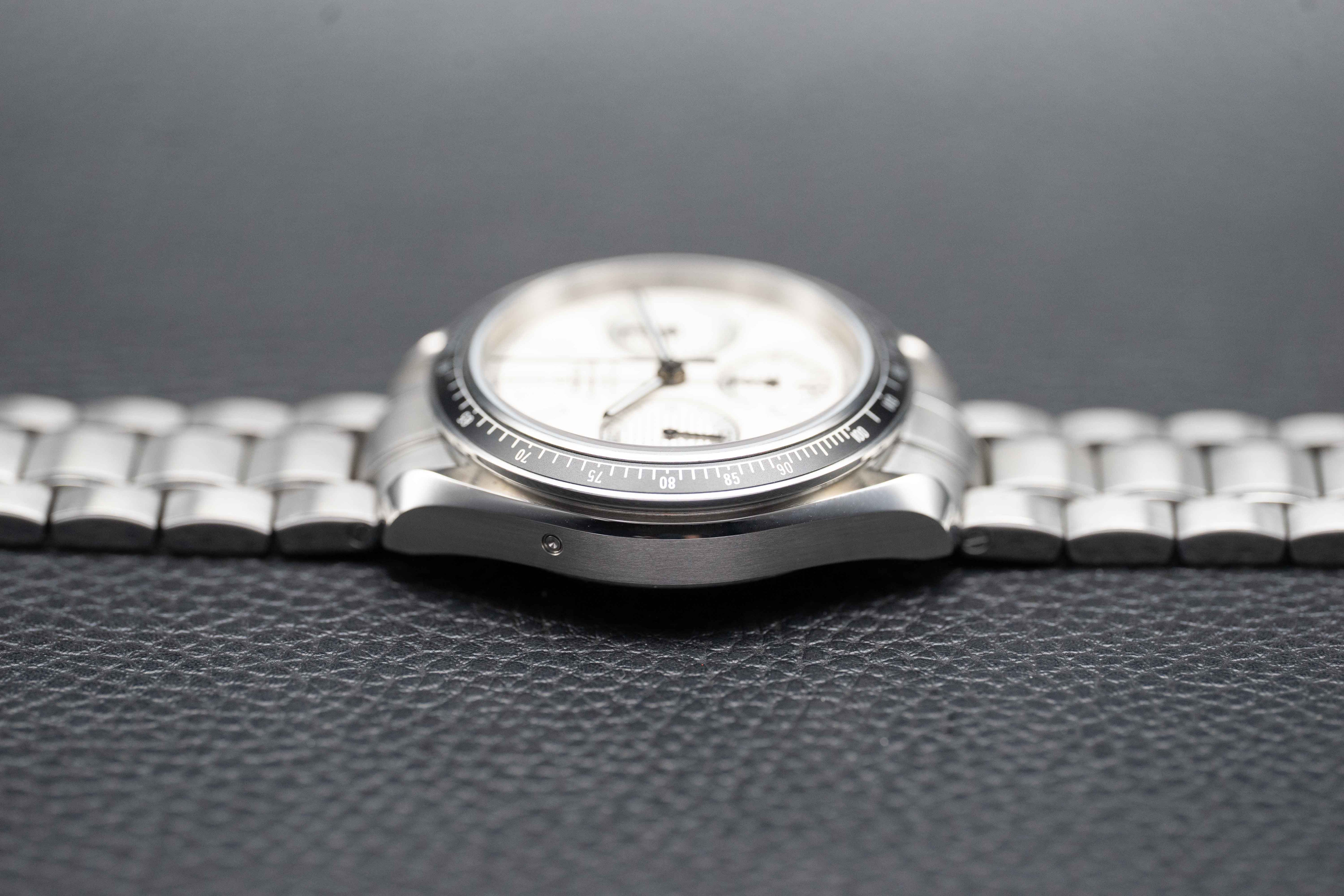 Omega Speedmaster Racing 326.30.40.50.02.001 Albino Fullset 2024 Box+Papers