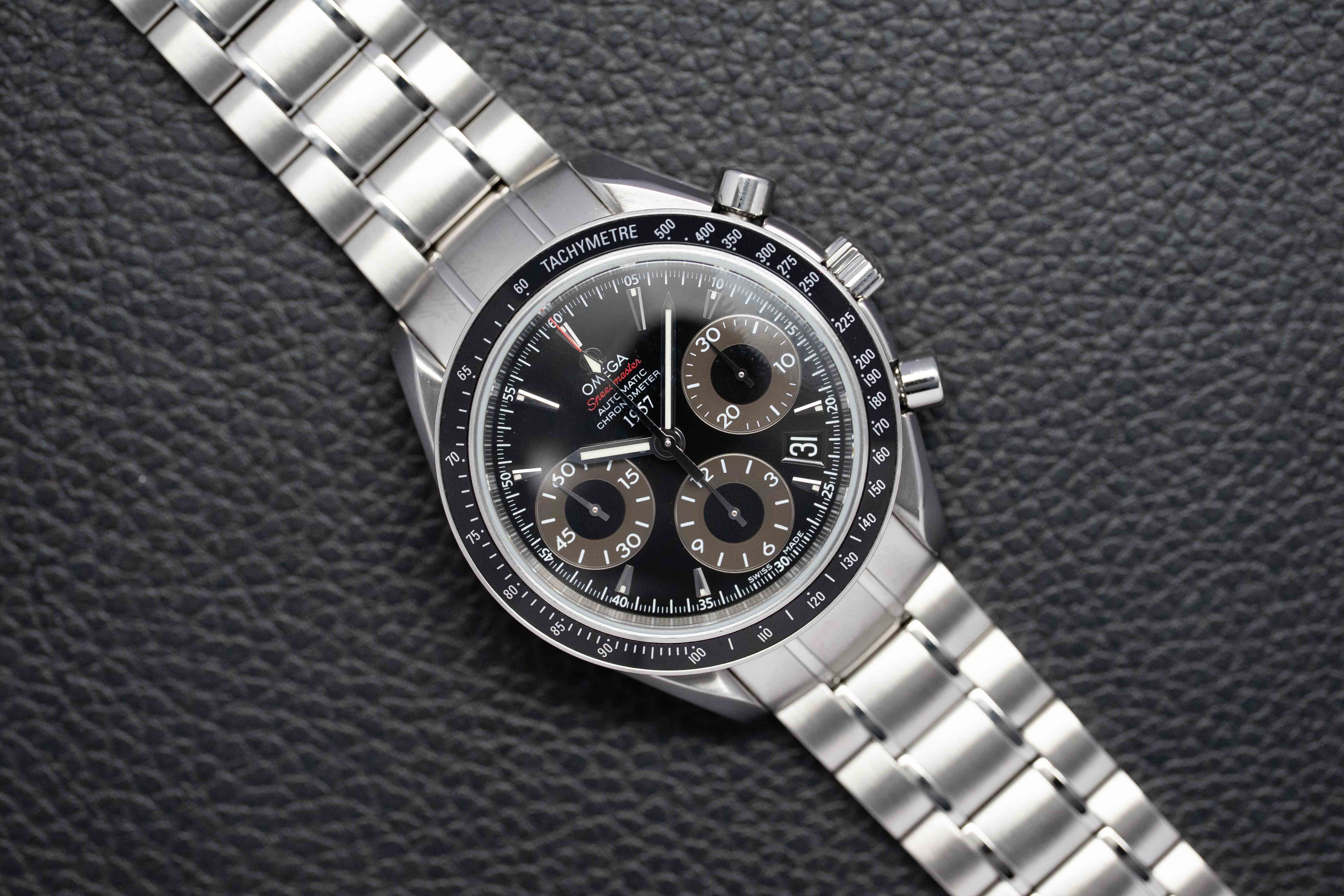 Omega Speedmaster 323.30.40.40.01.001 Black Dial 2009