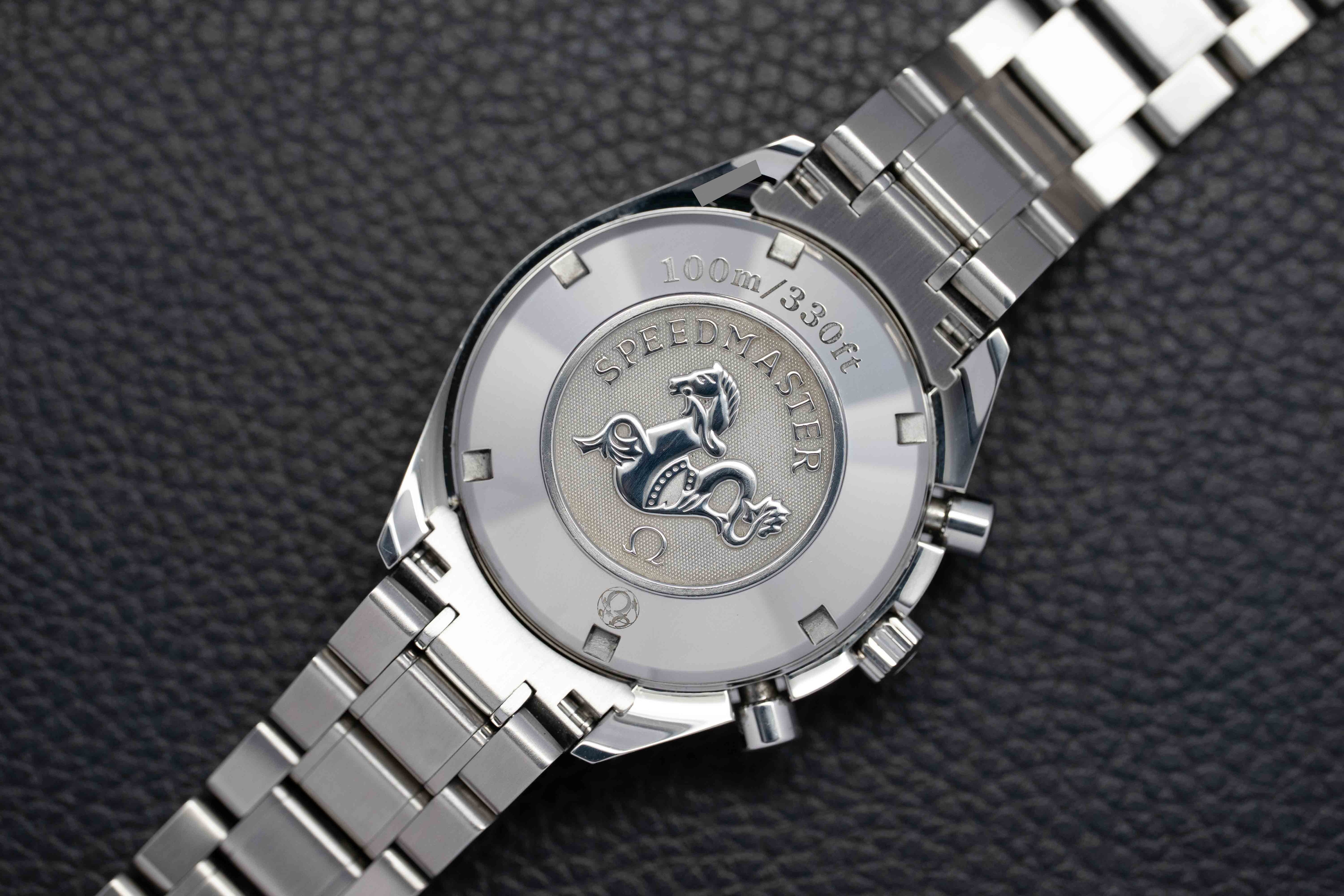 Omega Speedmaster 323.30.40.40.06.001 Fullset 2015 Box+Paper