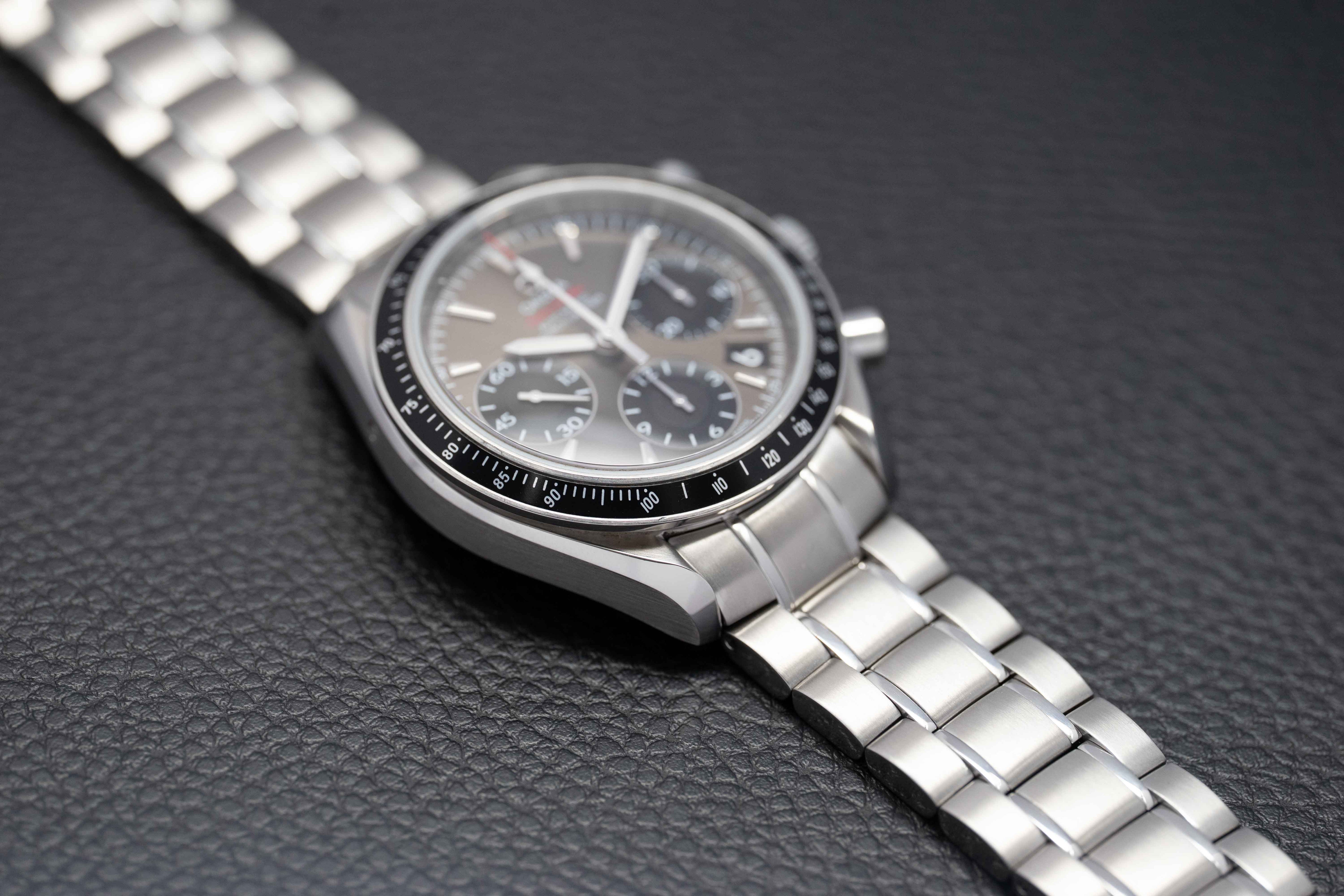 Omega Speedmaster 323.30.40.40.06.001 Fullset 2015 Box+Paper