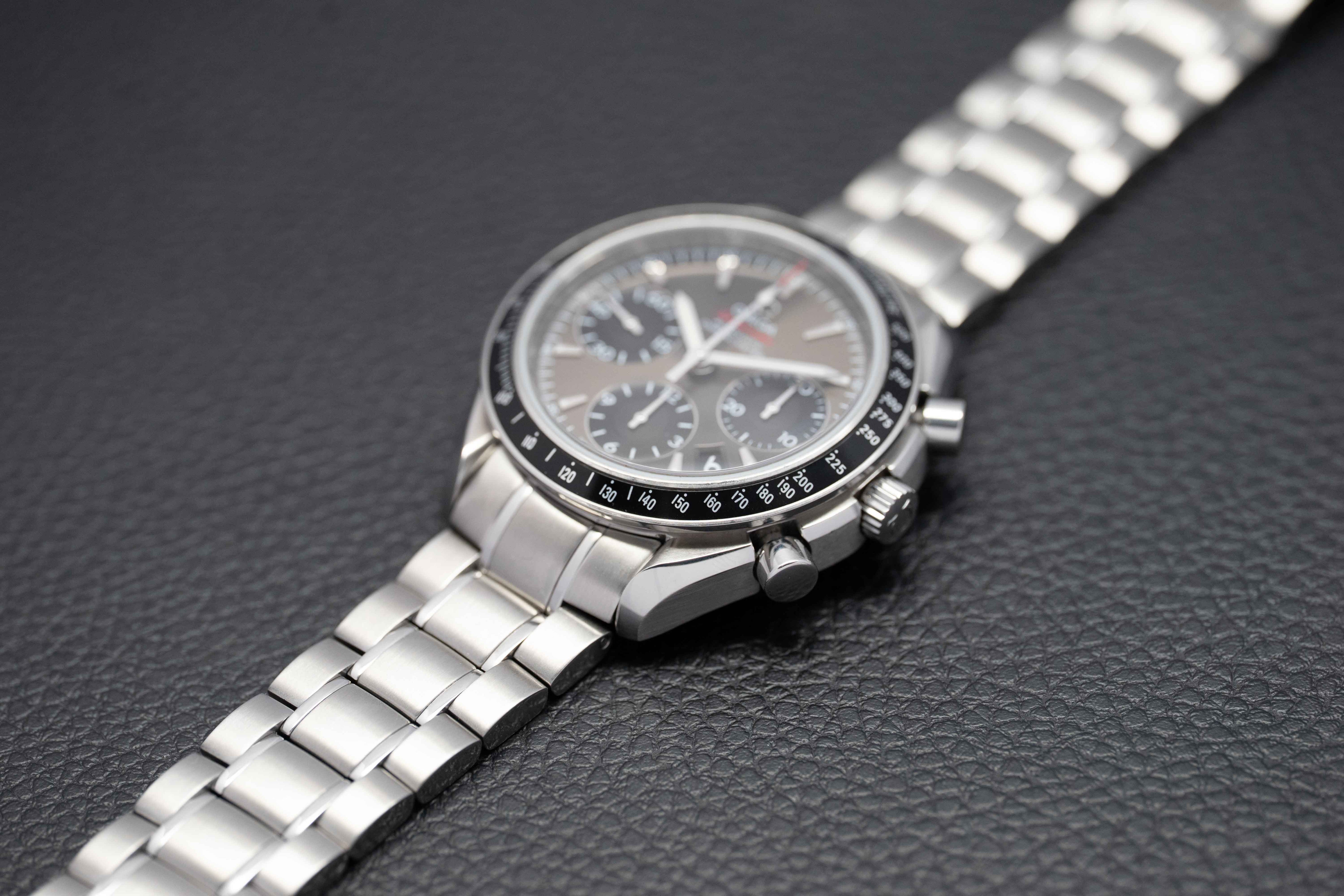 Omega Speedmaster 323.30.40.40.06.001 Fullset 2015 Box+Paper
