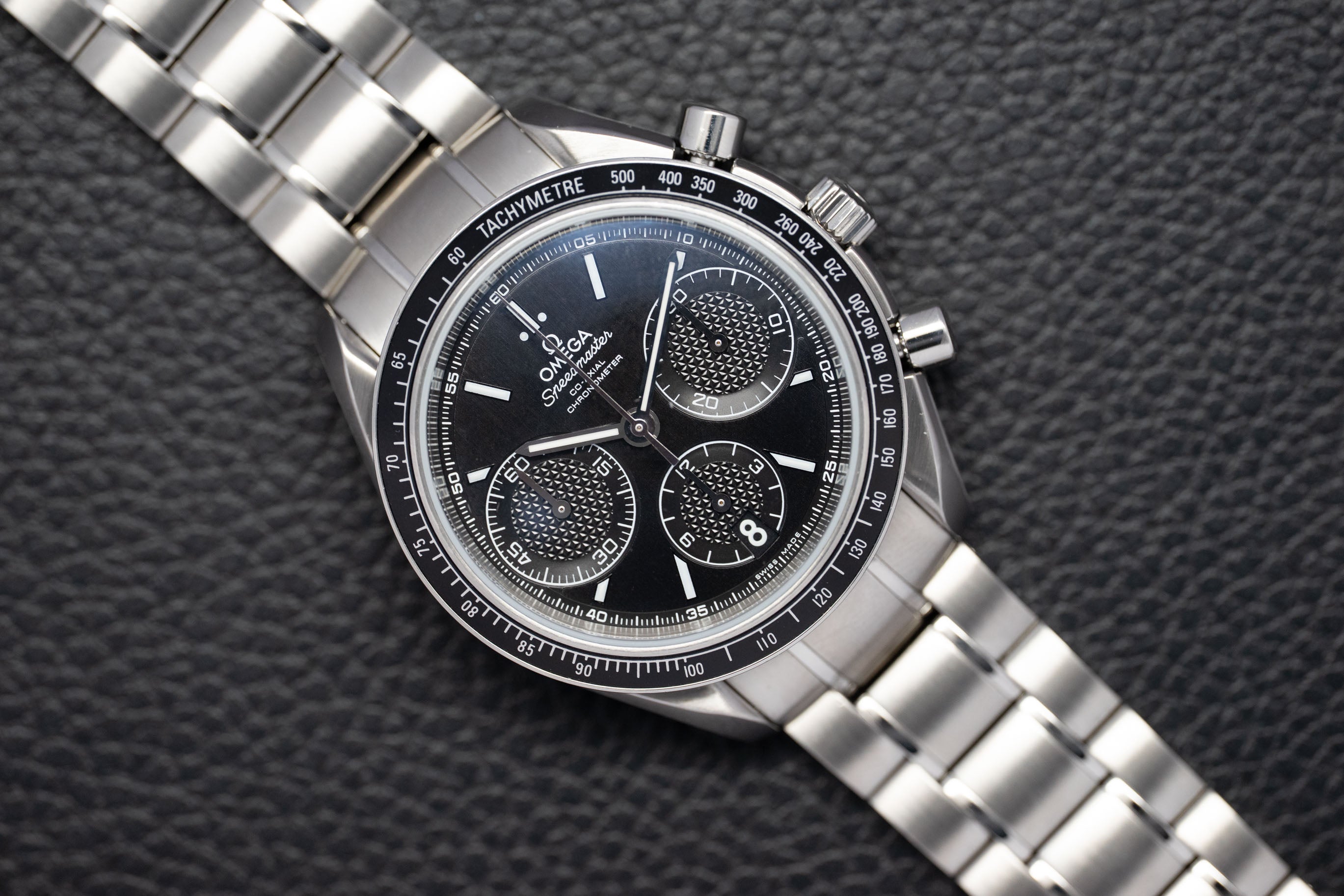 Omega Speedmaster Racing 326.30.40.50.01.001 Black Dial 2018