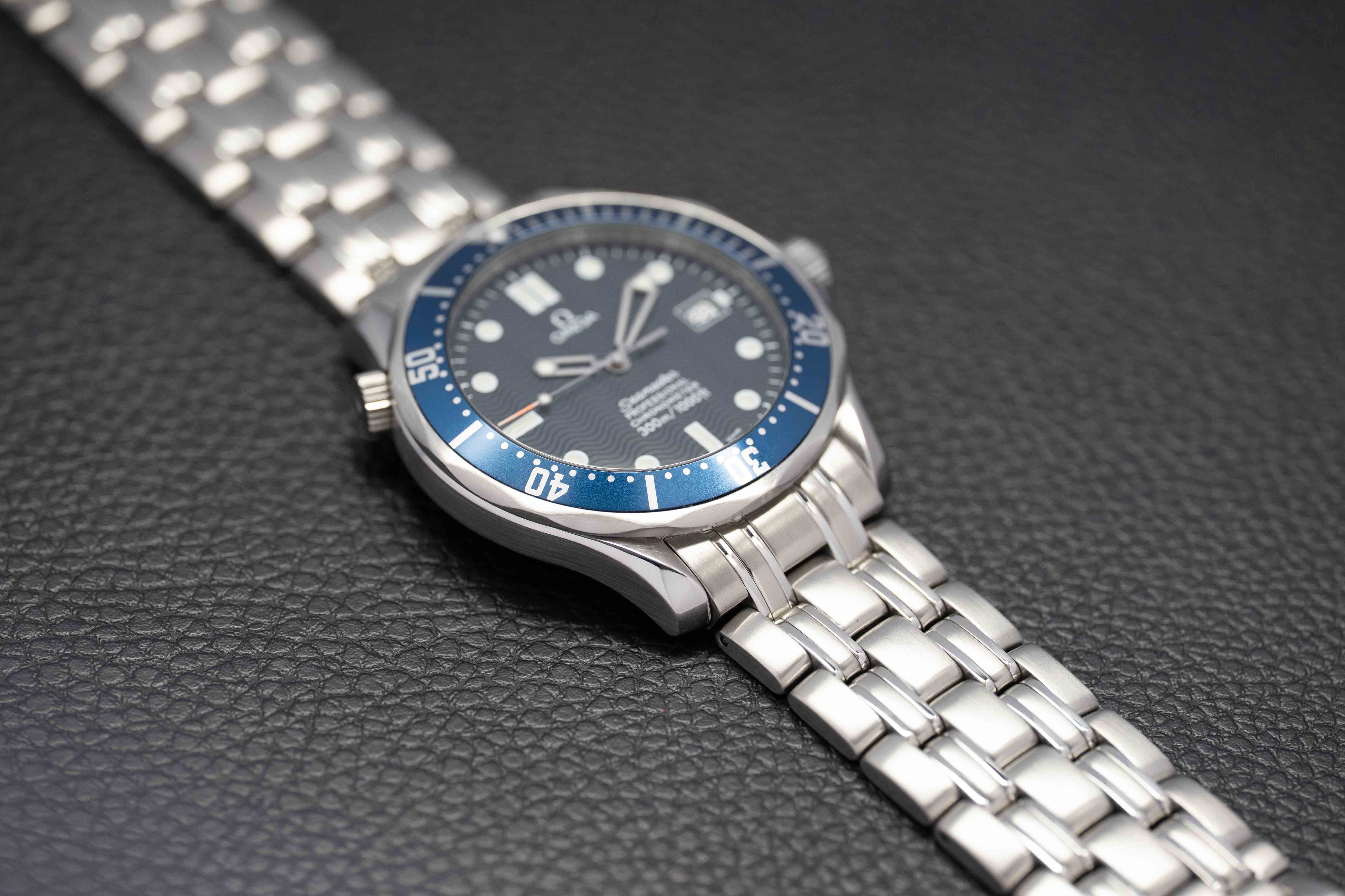 Omega Seamaster James Bond 2531.80 Blue 1994