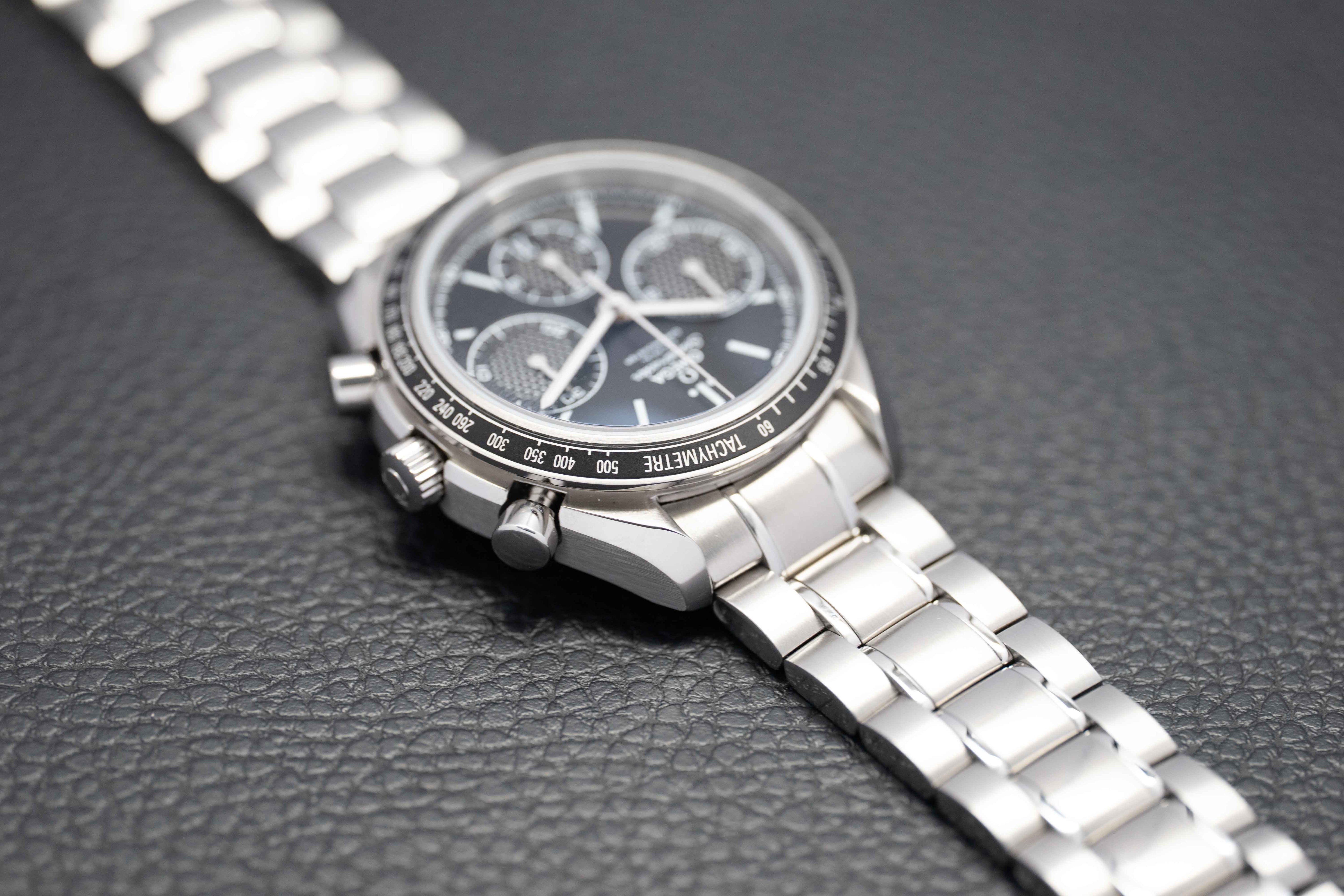 Omega Speedmaster Racing 326.30.40.50.01.001 Black Dial 2018