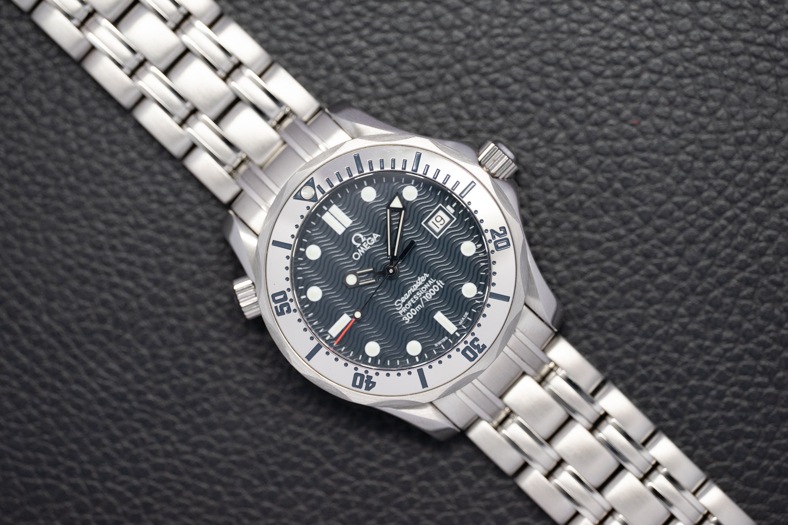 Omega Seamaster 300 2562.80 Fullset 1999 Box+Papers