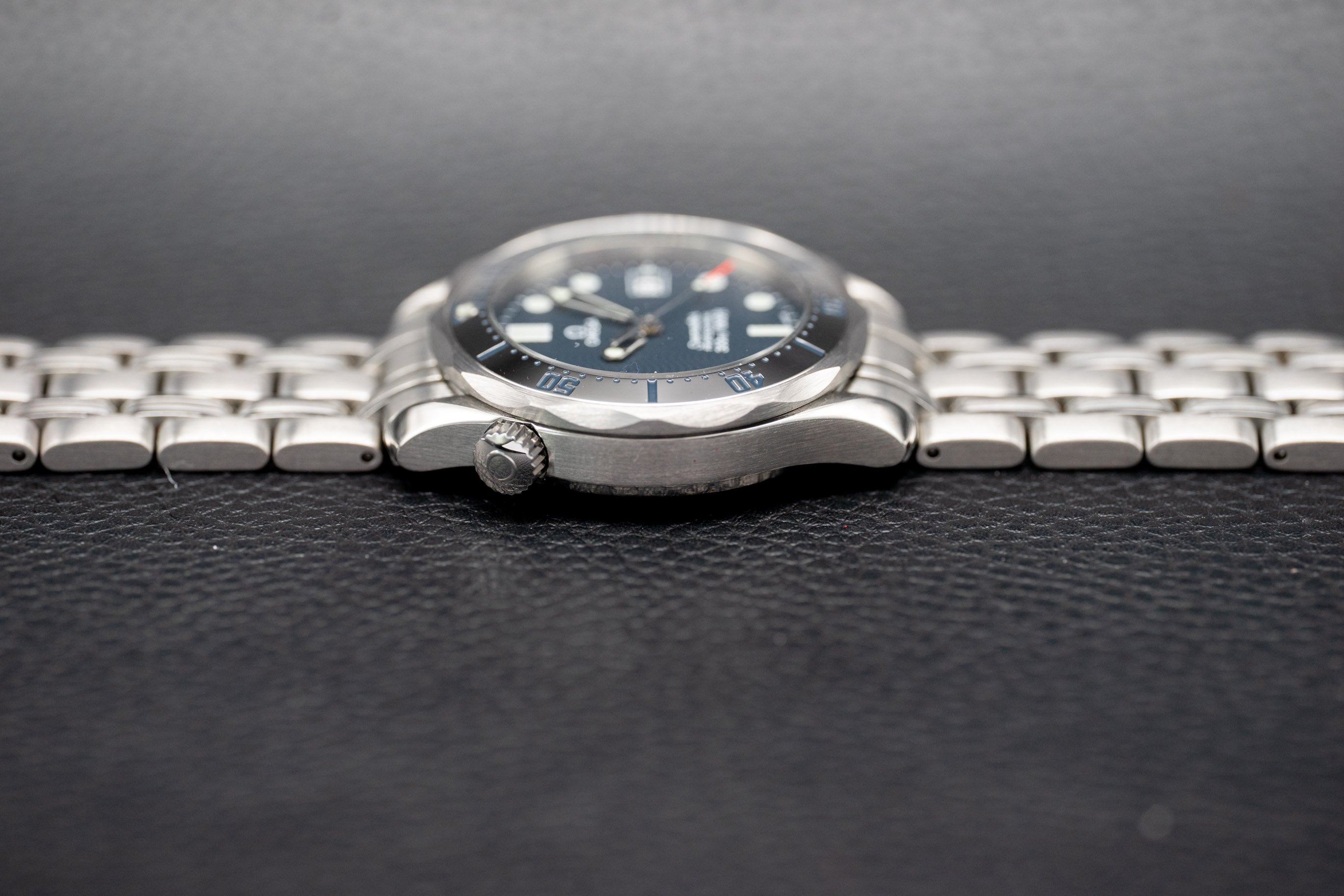 Omega Seamaster 300 2562.80 Fullset 1999 Box+Papers