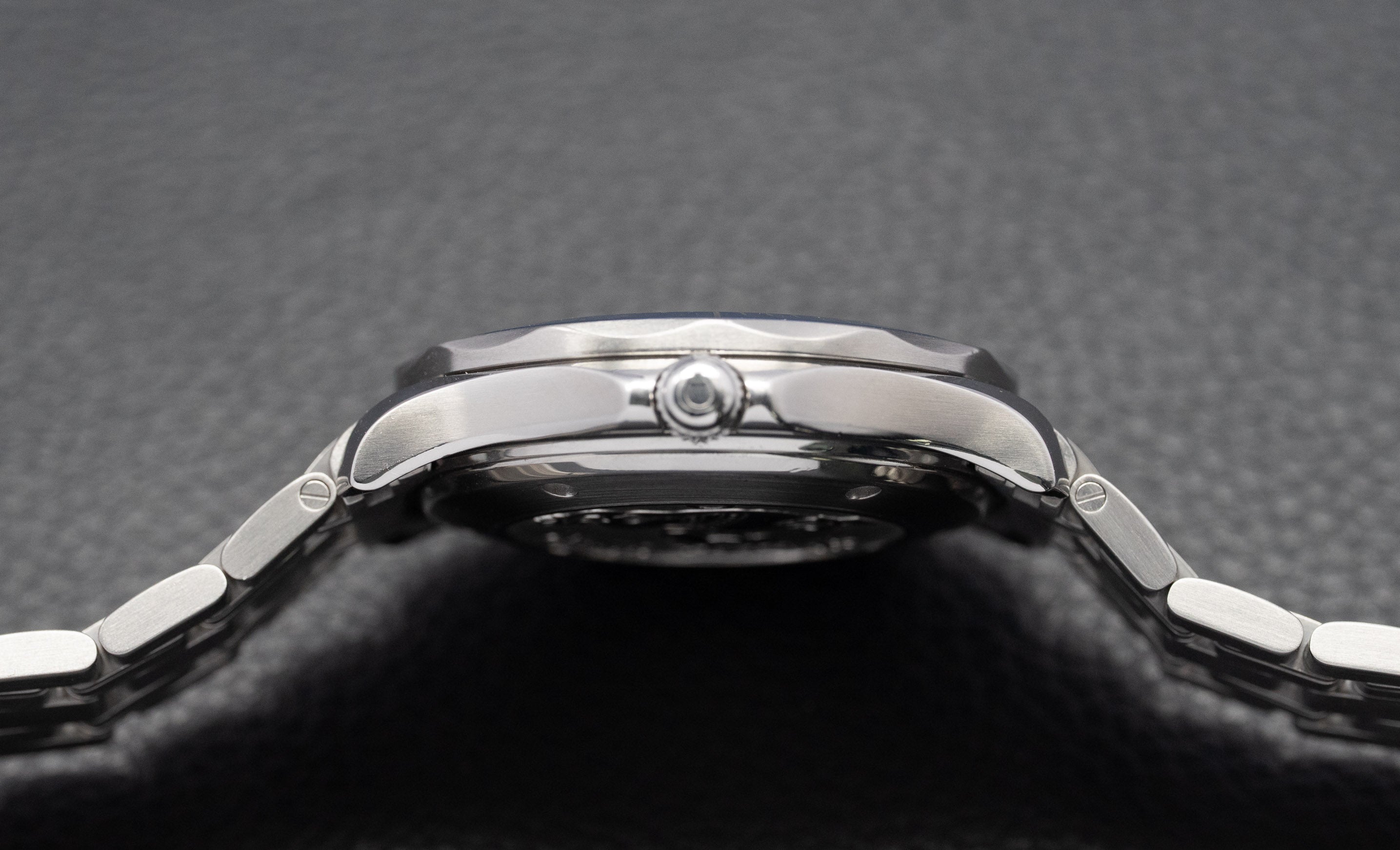 Omega Seamaster Diver 300 212.30.41.20.03.001 Blue Dial 2018