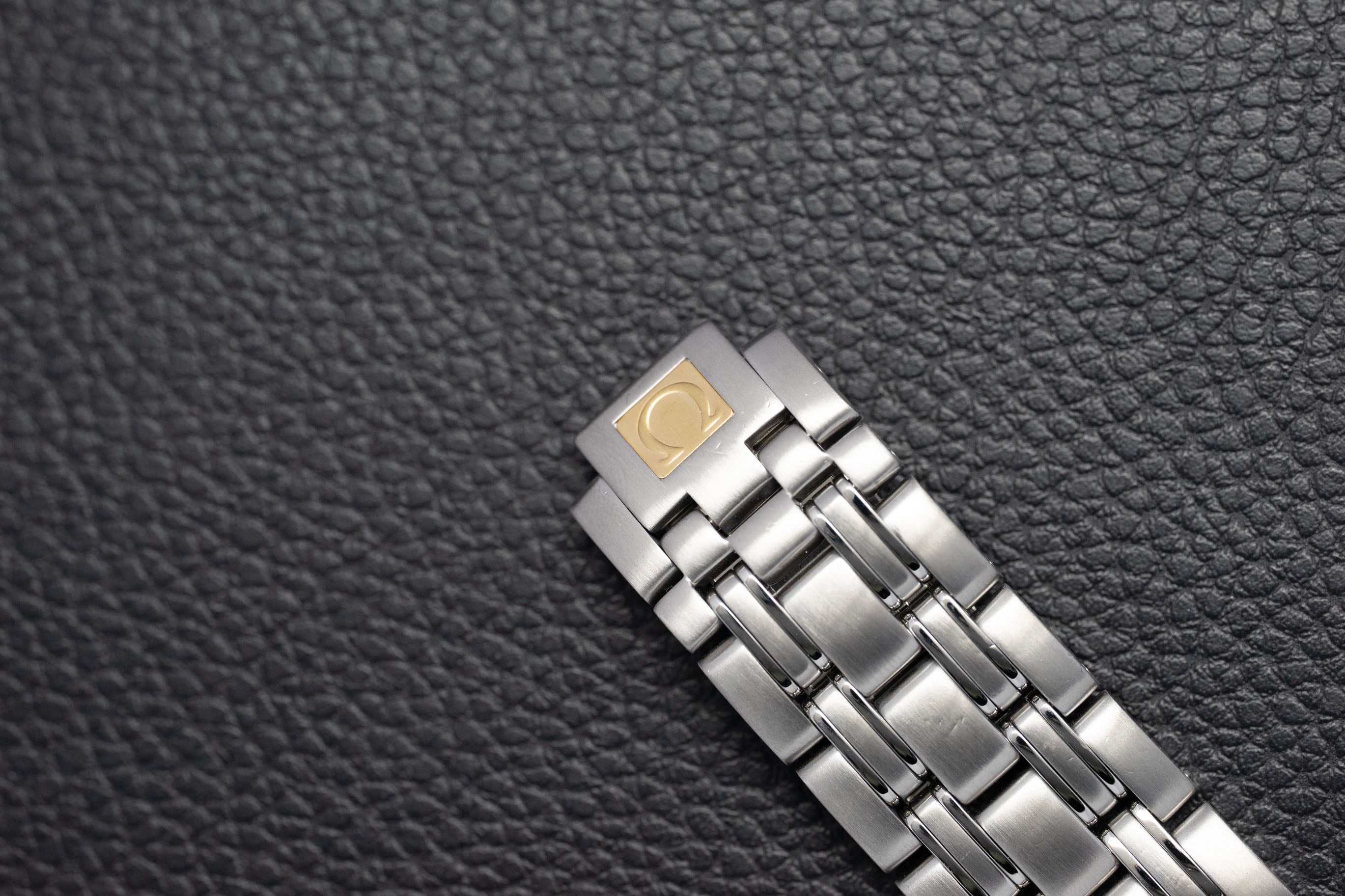 Omega Seamaster 120 2501.31 Silver Dial 2002 Papers