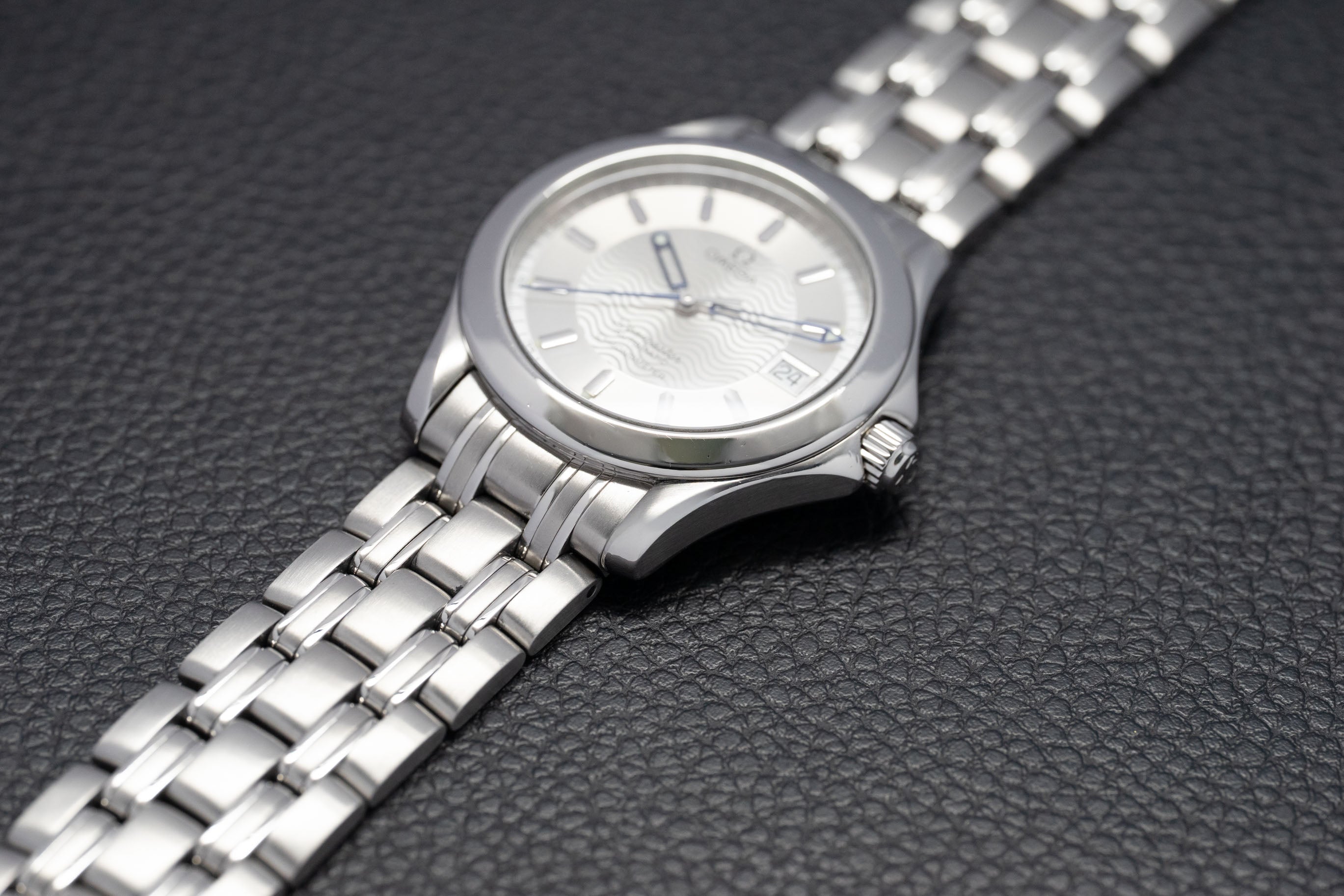 Omega Seamaster 120 2501.31 Silver Dial 2002 Papers