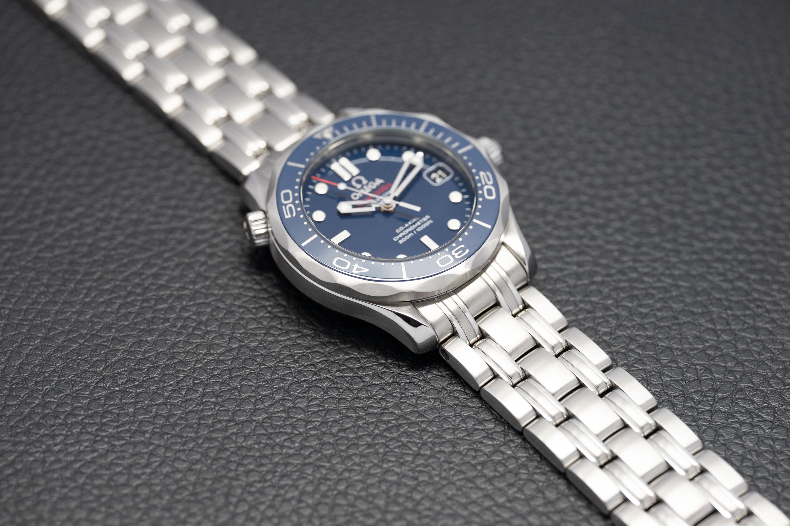 Omega Seamaster Diver 300 212.30.36.20.03.001 Fullset 2021 Box+Papers