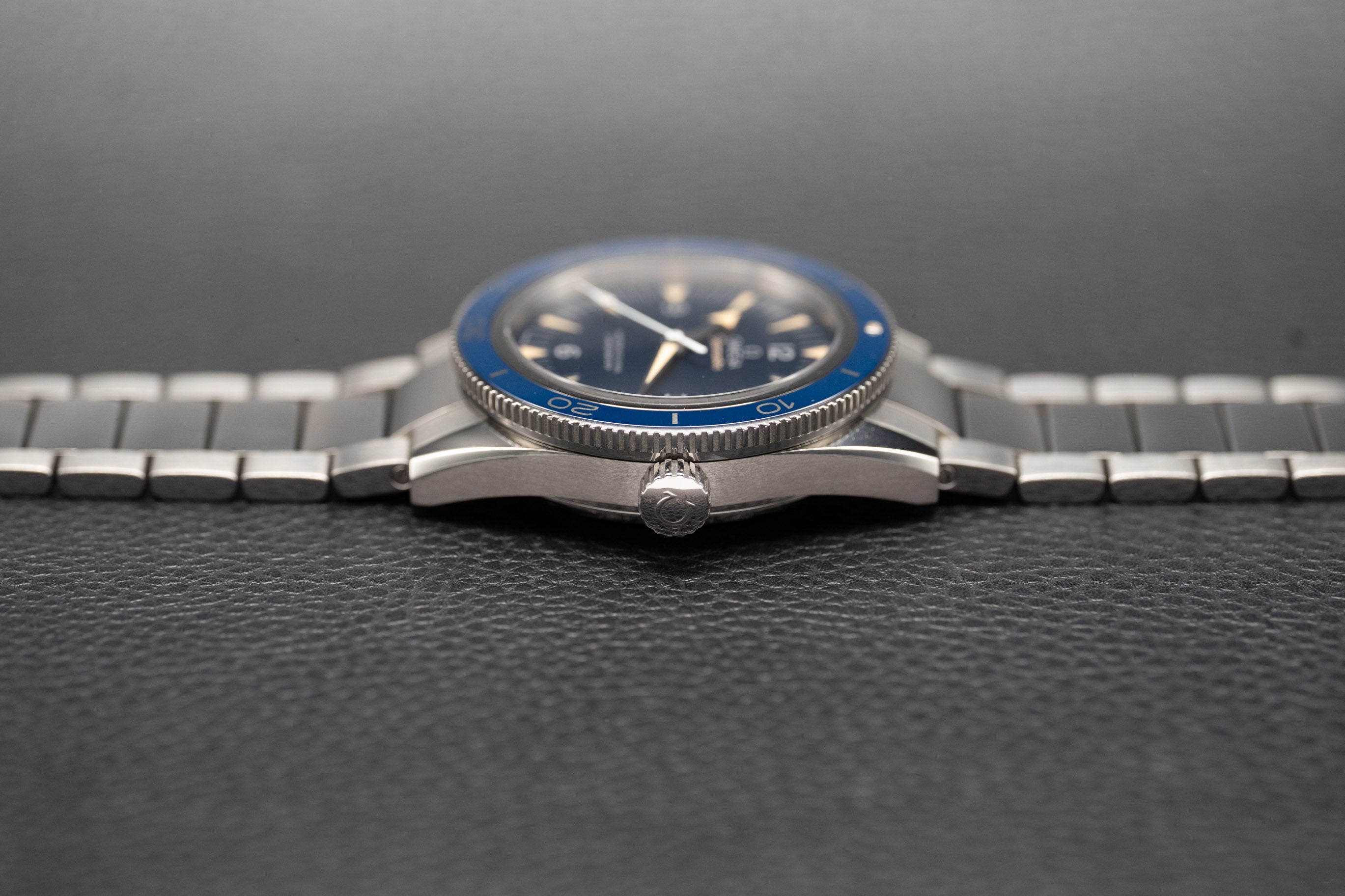 Omega Seamaster 300 233.90.41.21.03.001 Fullset 2015 Box+Papers
