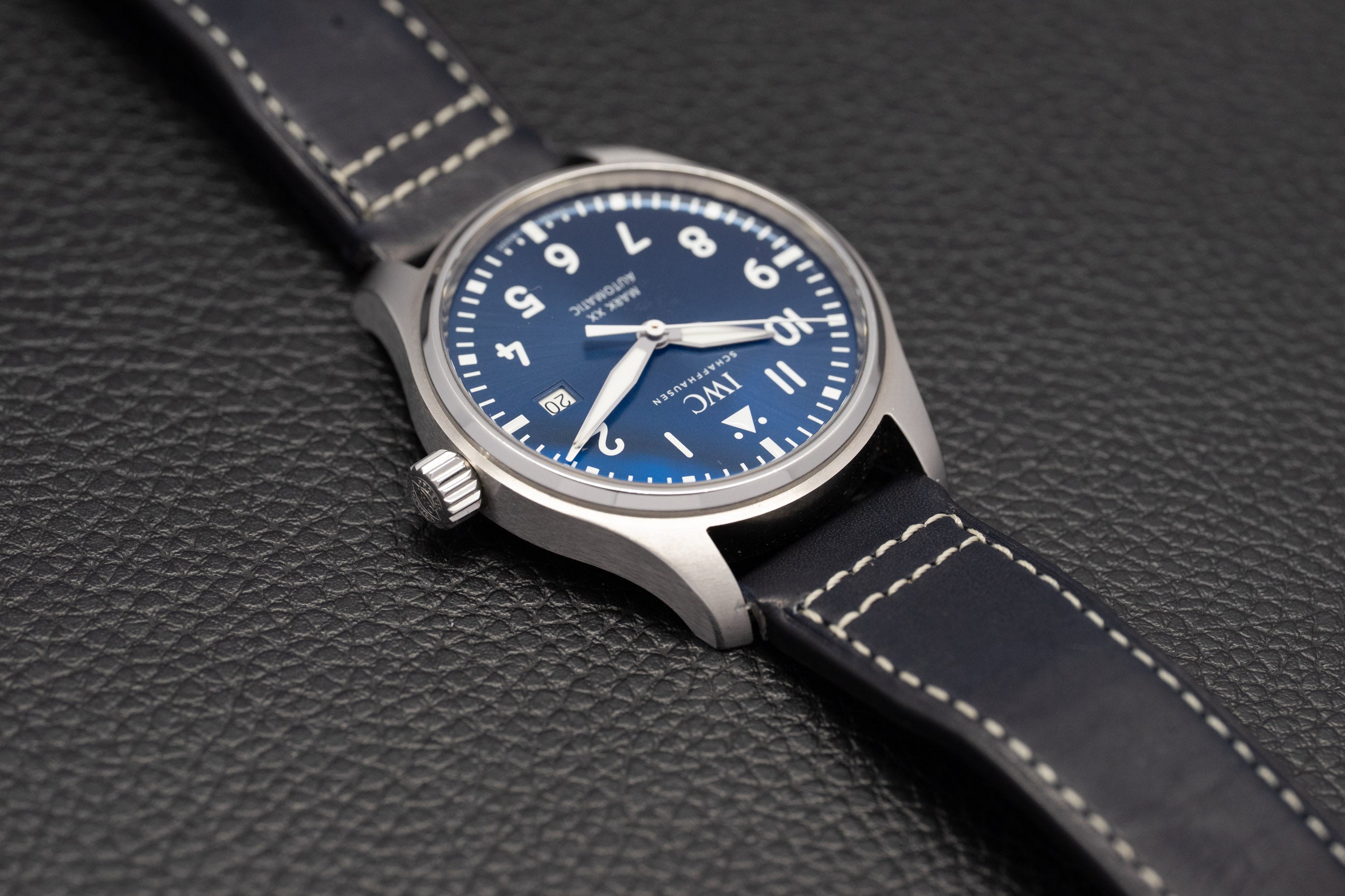 IWC Fliegeruhr Mark XX IW328203 Fullset 2025 Box+Papers