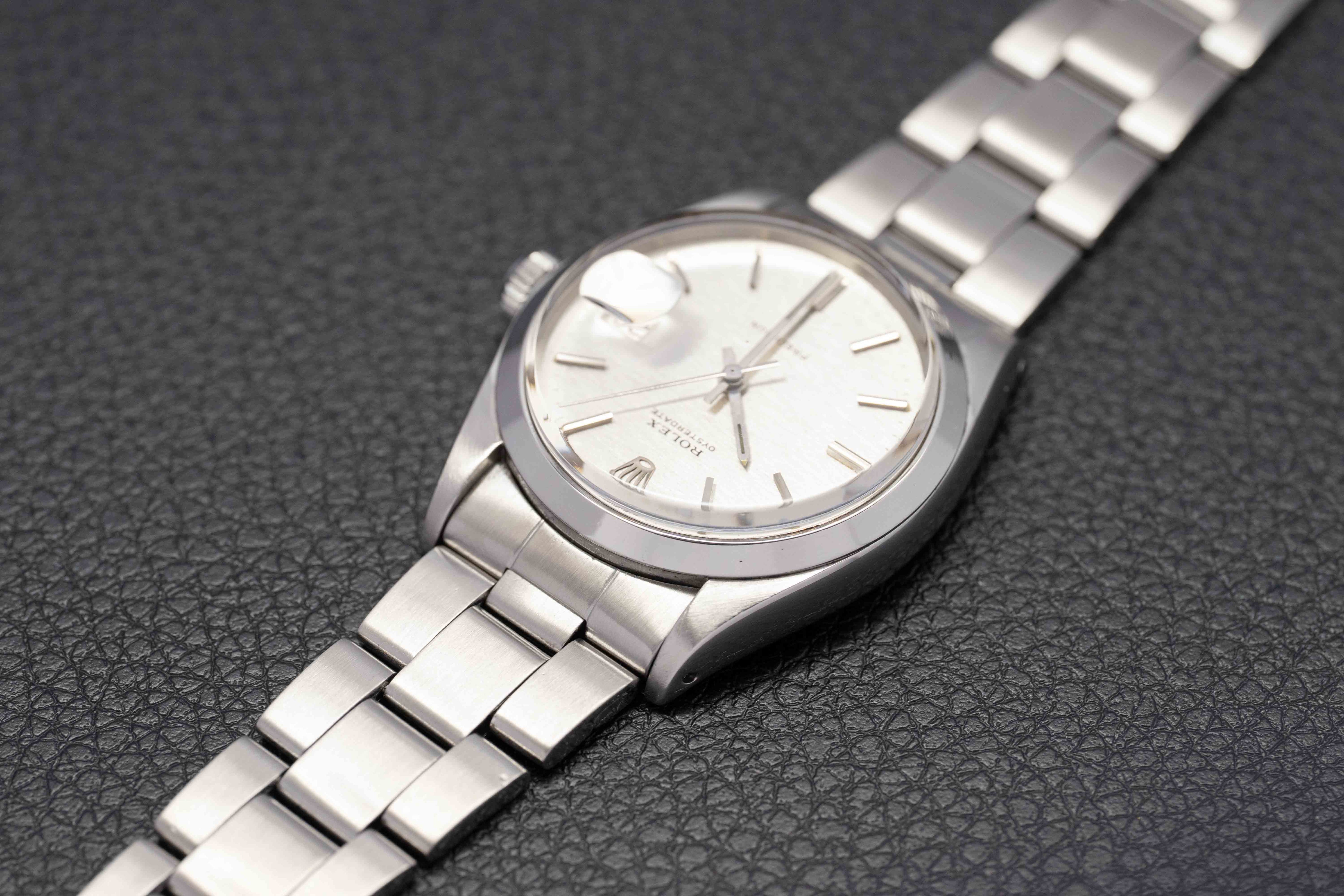 Rolex Oysterdate 6694 Silver Dial 1970