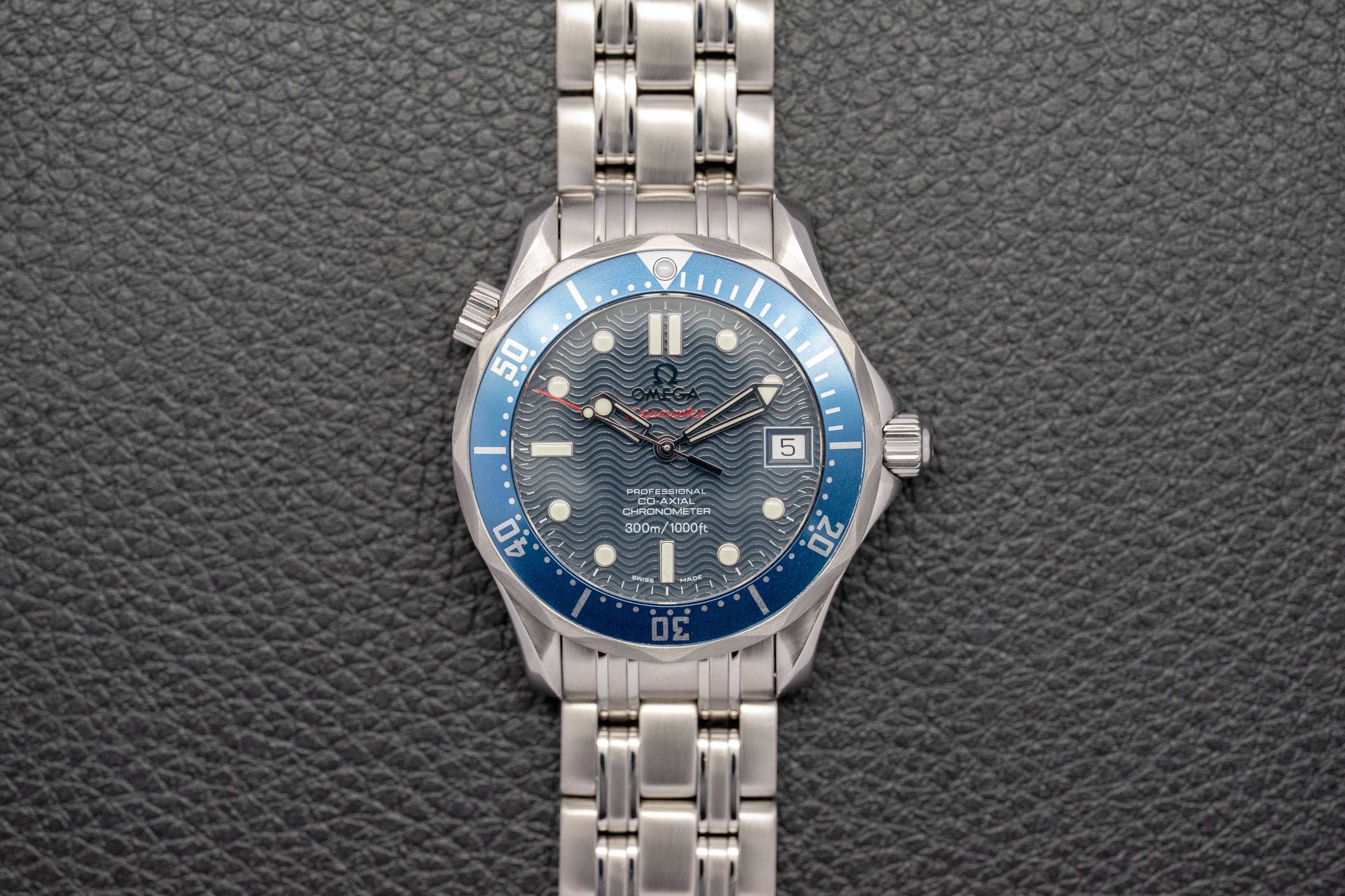 Omega Seamaster Diver 2222.80 Blue Dial 2010