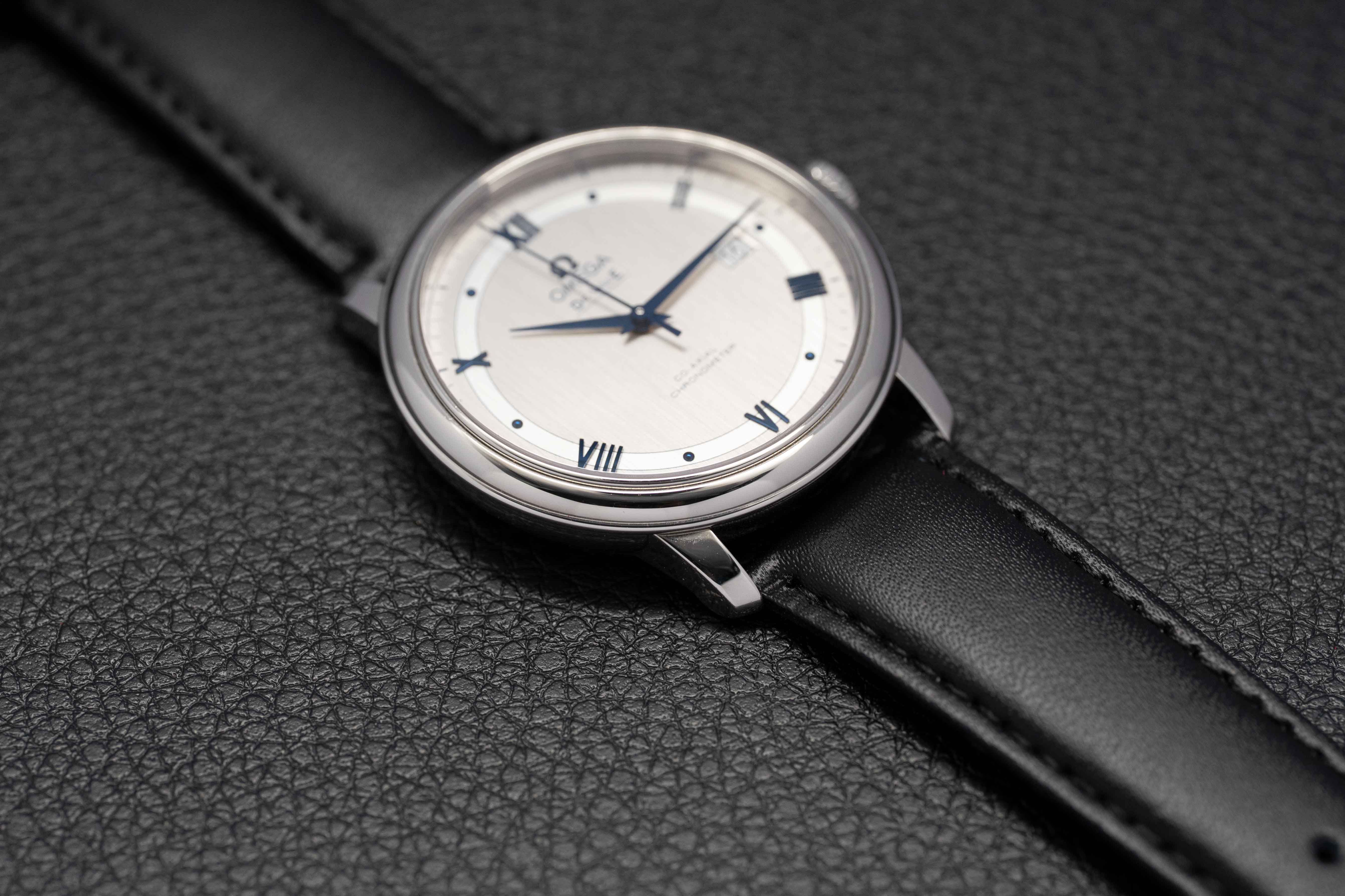 Omega De Ville Prestige 424.13.40.20.02.003 Silver Dial 2018 Papers