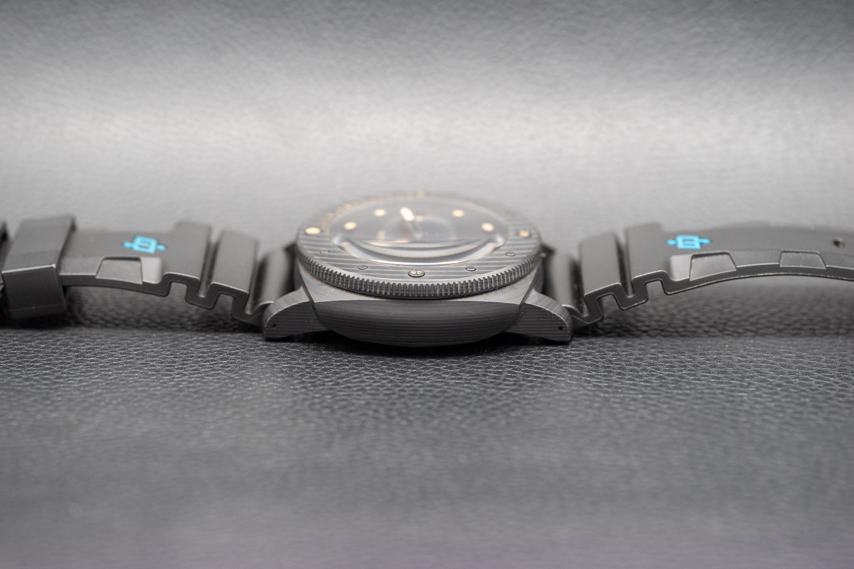 Panerai Luminor Submersible Carbotech PAM00616 Fullset 2019 Box+Papers
