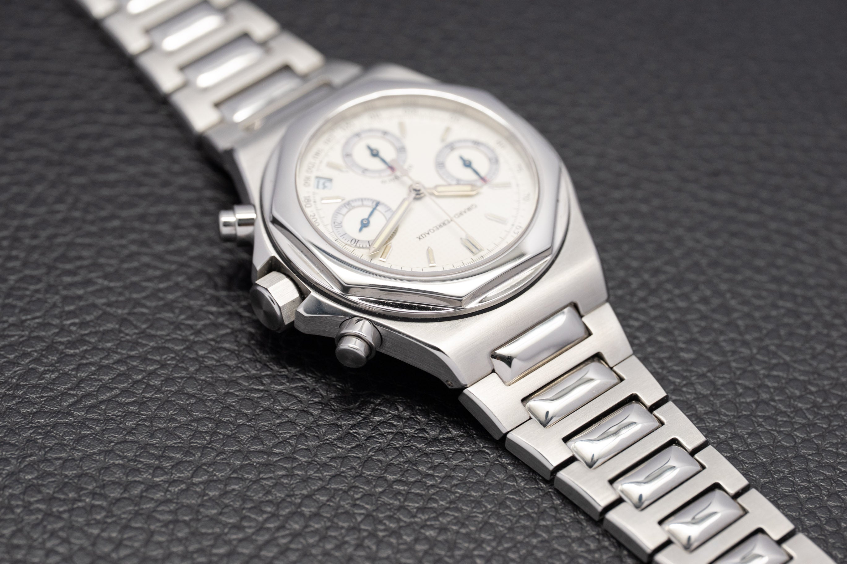 Girard-Perregaux Laureato Olympico 80170 Fullset 2000 Box+Papers