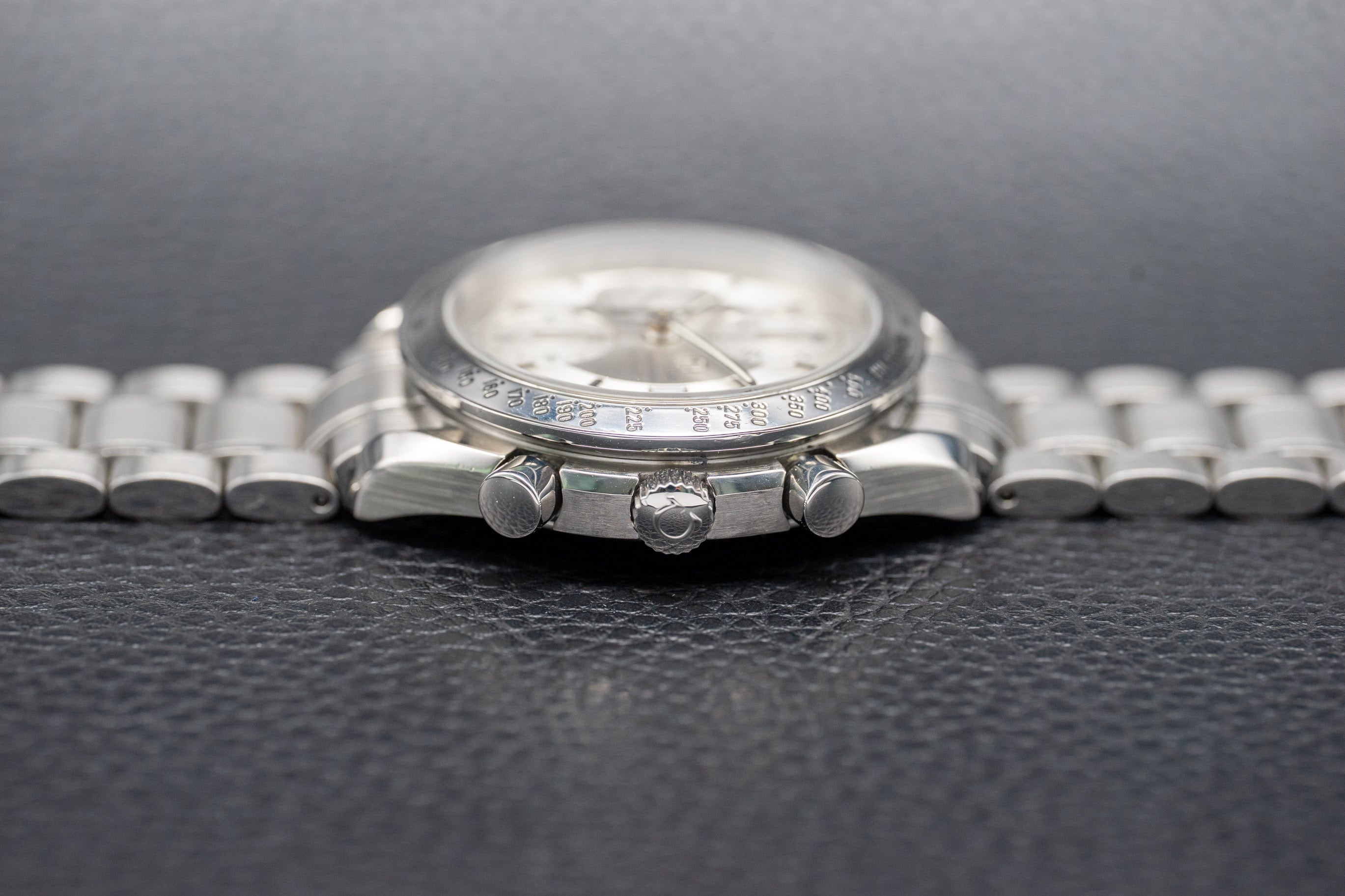 Omega Speedmaster Date 3513.30 Fullset 2005 Box+Papers