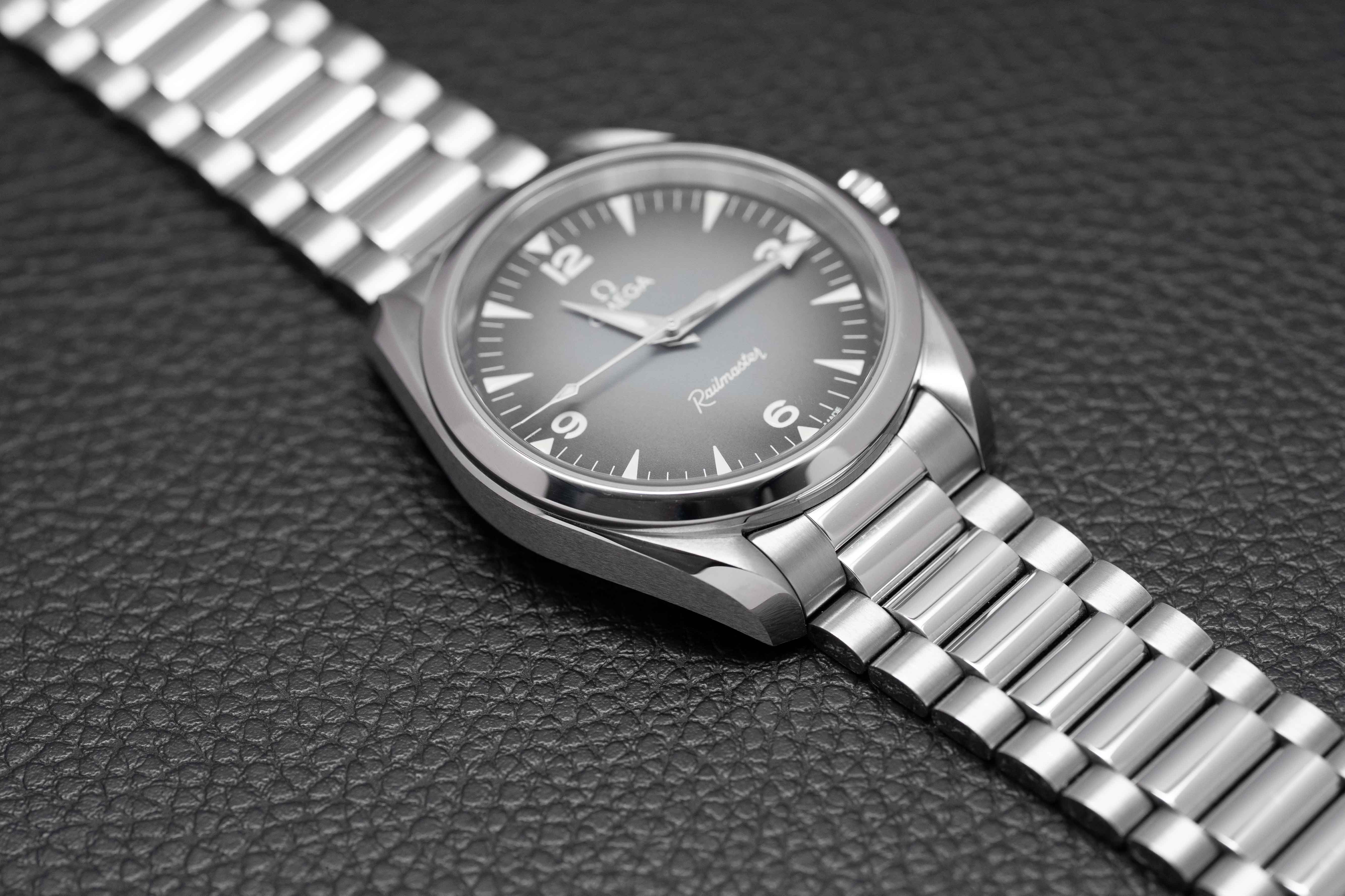 Omega Railmaster 235.10.38.20.06.001 Fullset 2025 Box+Papers