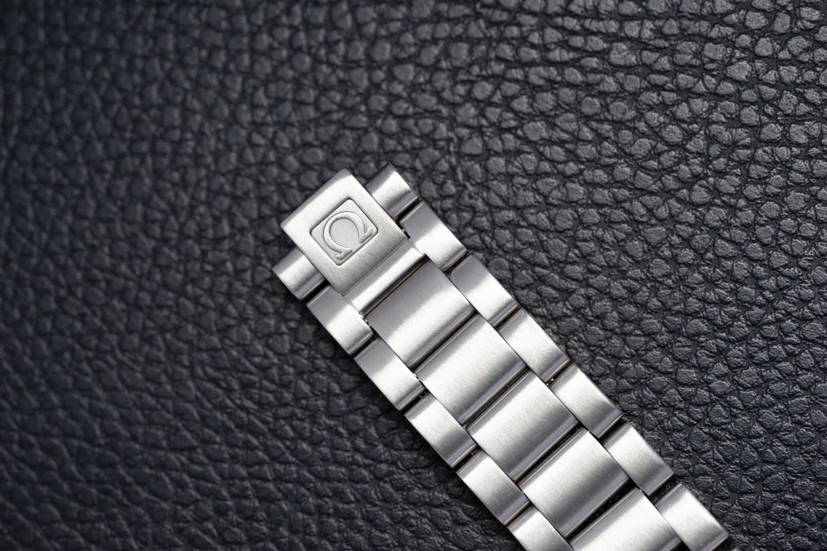 Omega Aqua Terra 2503.33 Silver Dial 2007