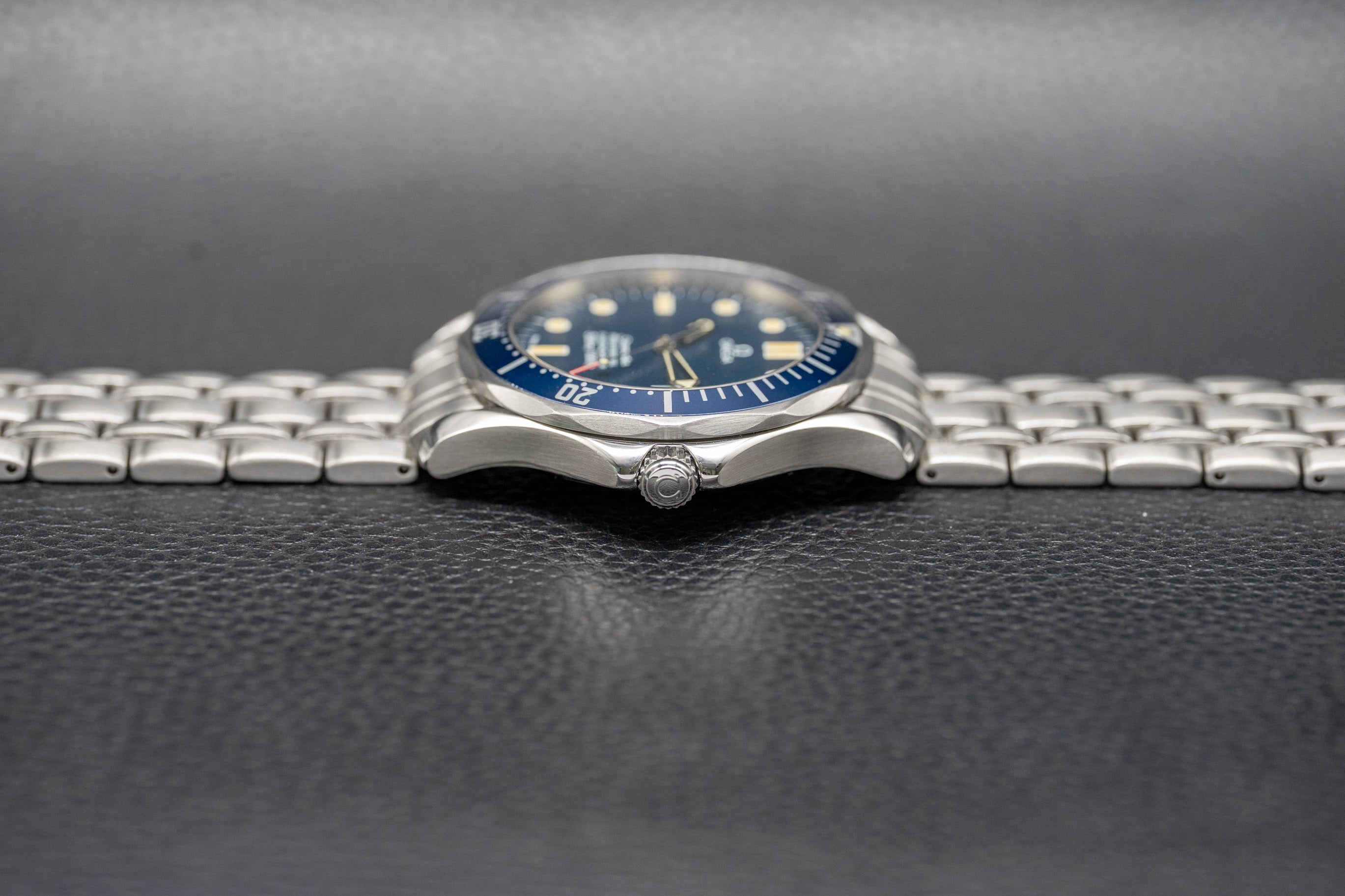 Omega Seamaster Diver 300 2531.80 Blue Dial 1996