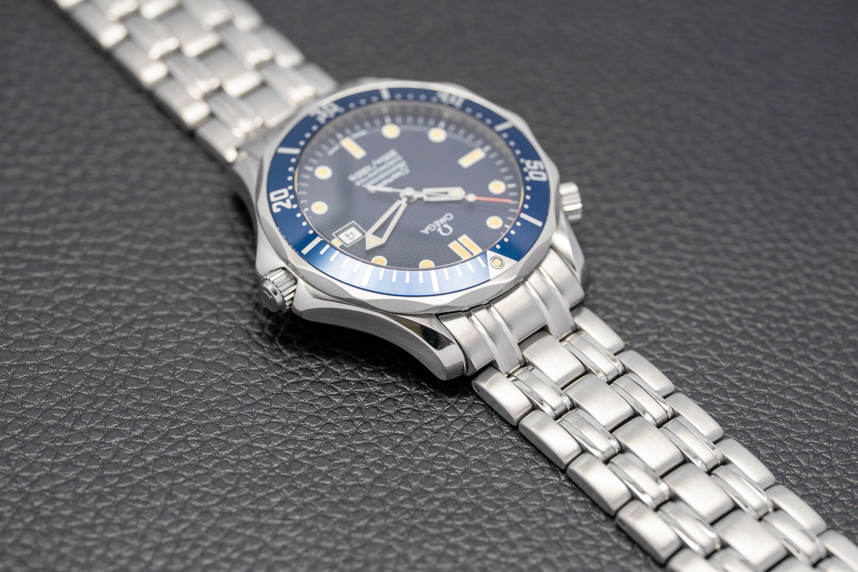 Omega Seamaster Diver 300 2531.80 Blue Dial 1996