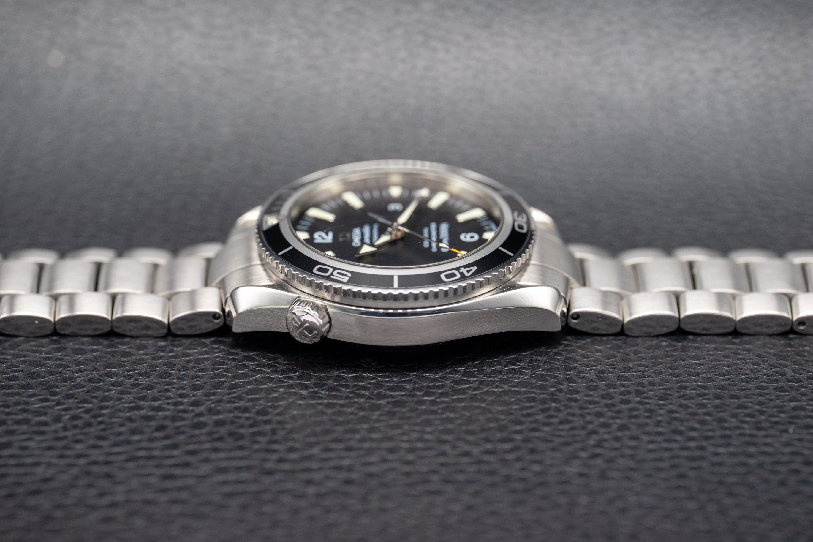 Omega Seamaster Planet Ocean 2201.50 Fullset 2015 Box+Papers