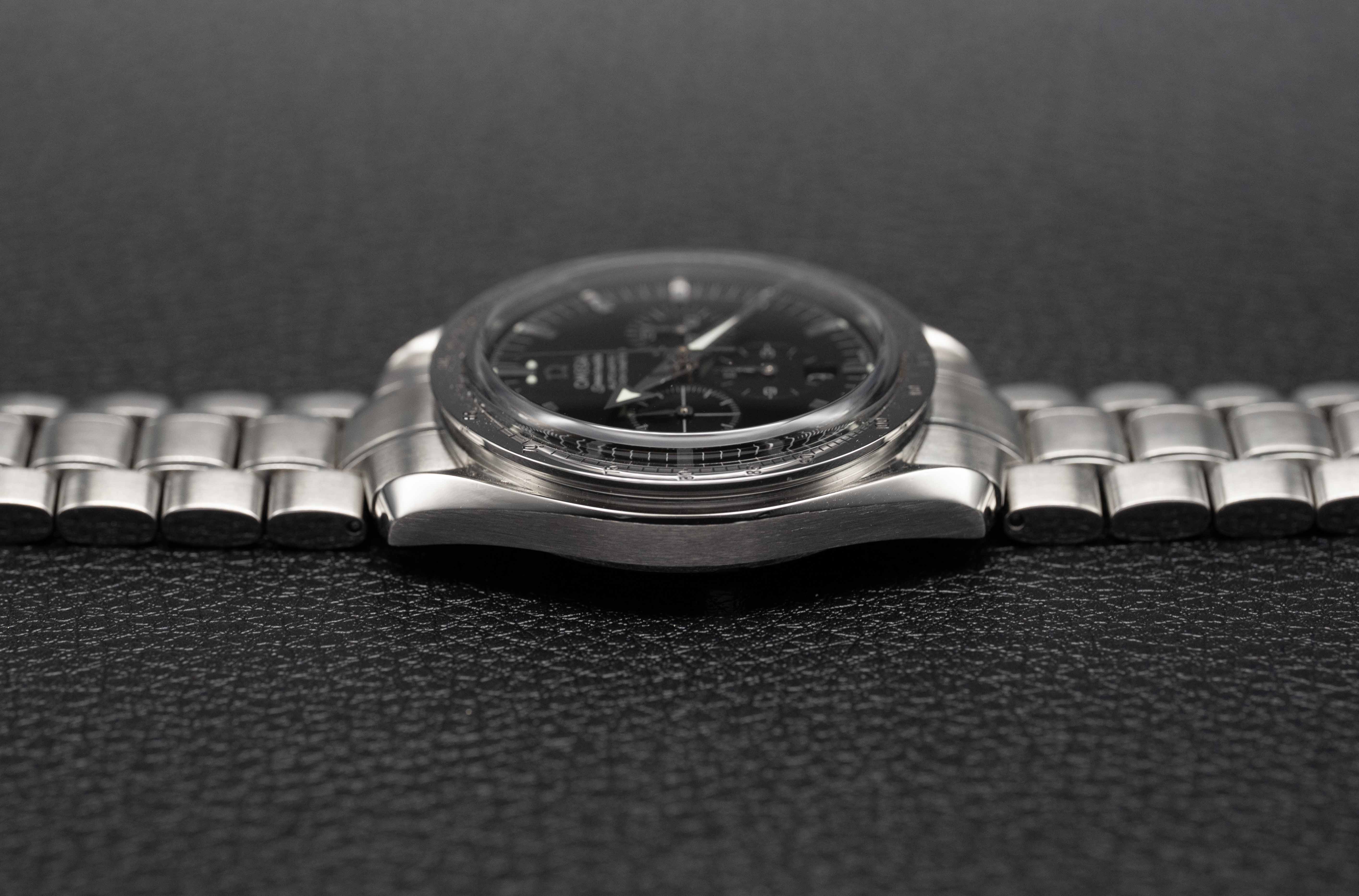 Omega Speedmaster Broad Arrow 3551.50 Black Dial 2004 Papers