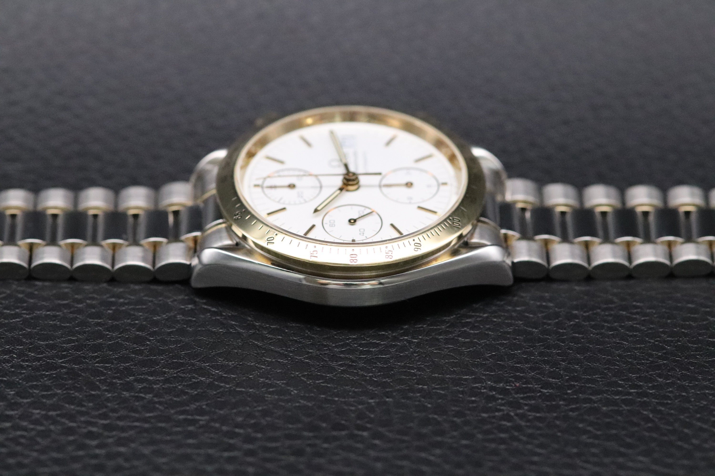 Omega Speedmaster Date 3311.20 Steel/Gold 1993