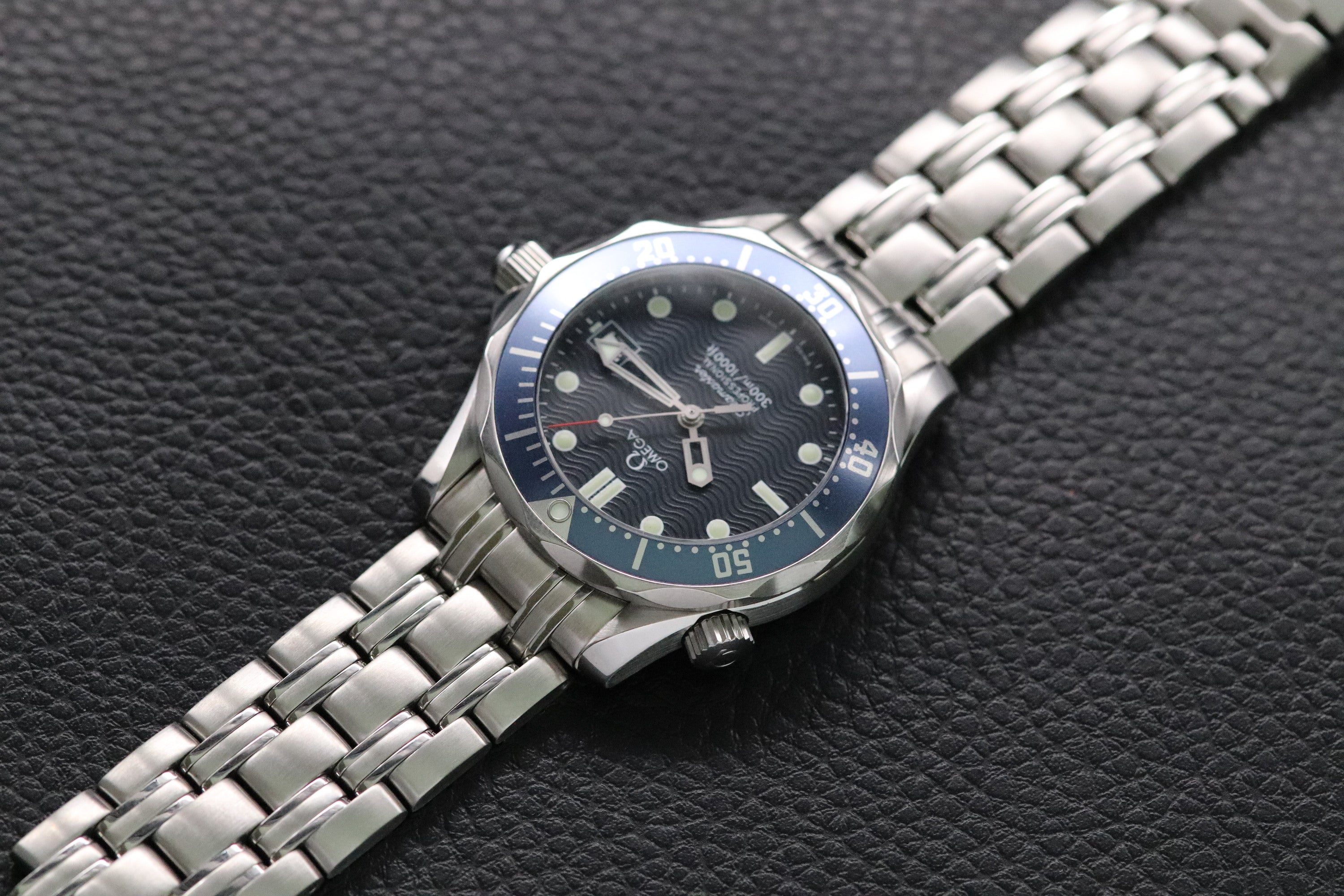 Omega Seamaster 300 2561.80 Blue Dial 2008 Paper