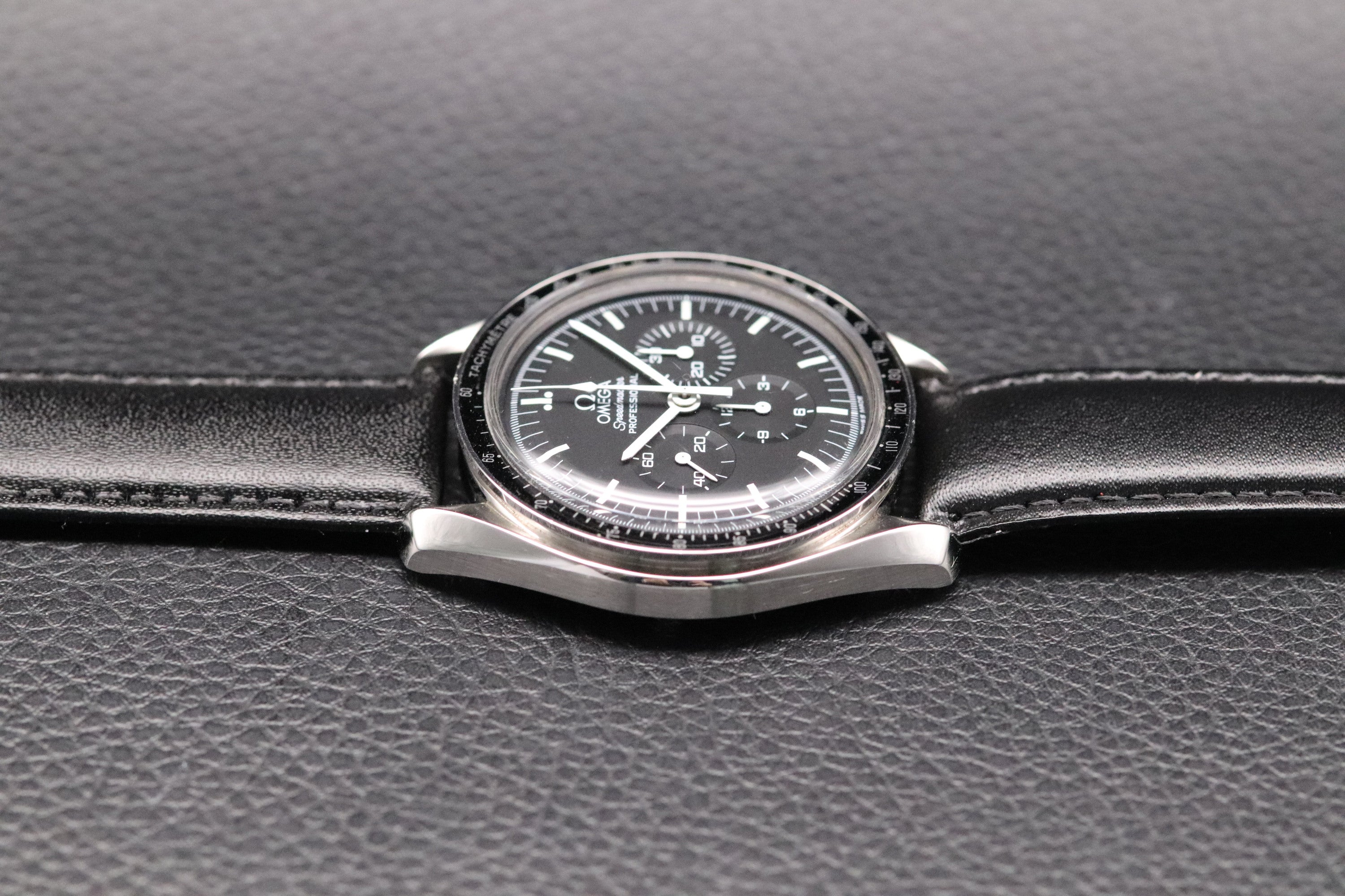 Omega Speedmaster Moonwatch 3570.50 Black Dial 2005