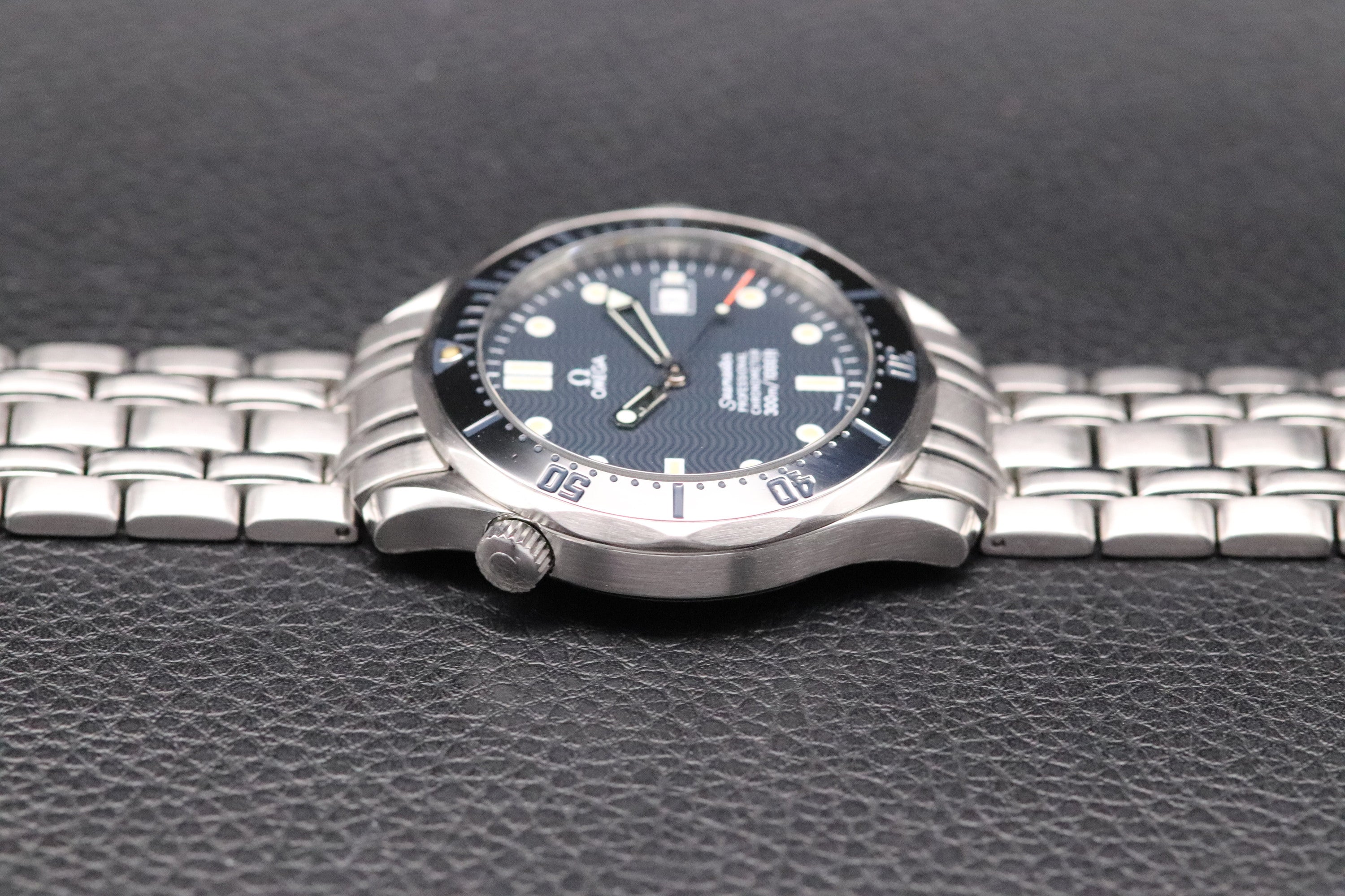 Omega Seamaster 2532.80 Blue Dial 1999