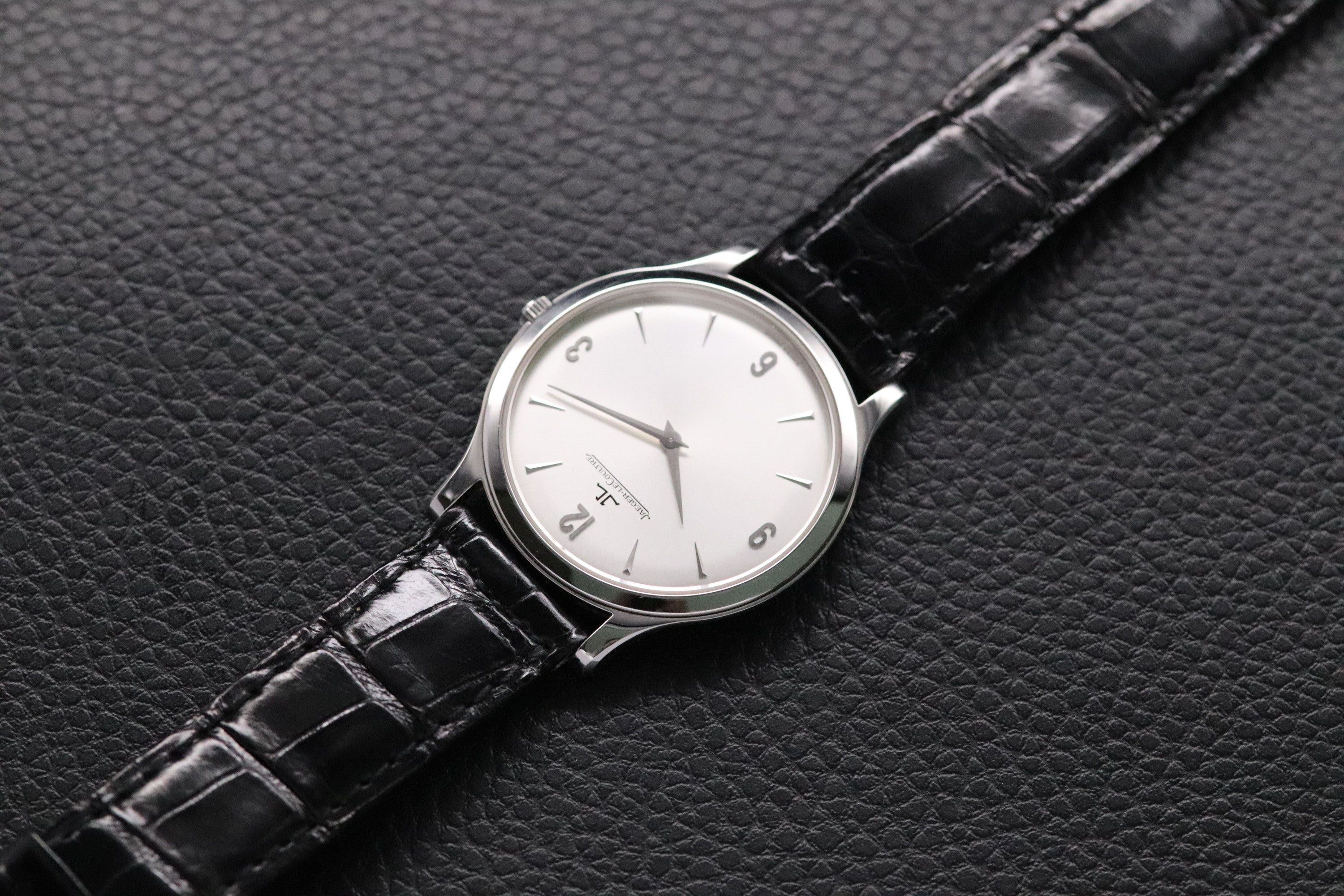Jaeger-LeCoultre Master Ultra Thin 145.8.79.S Fullset 2006 Box+Papers