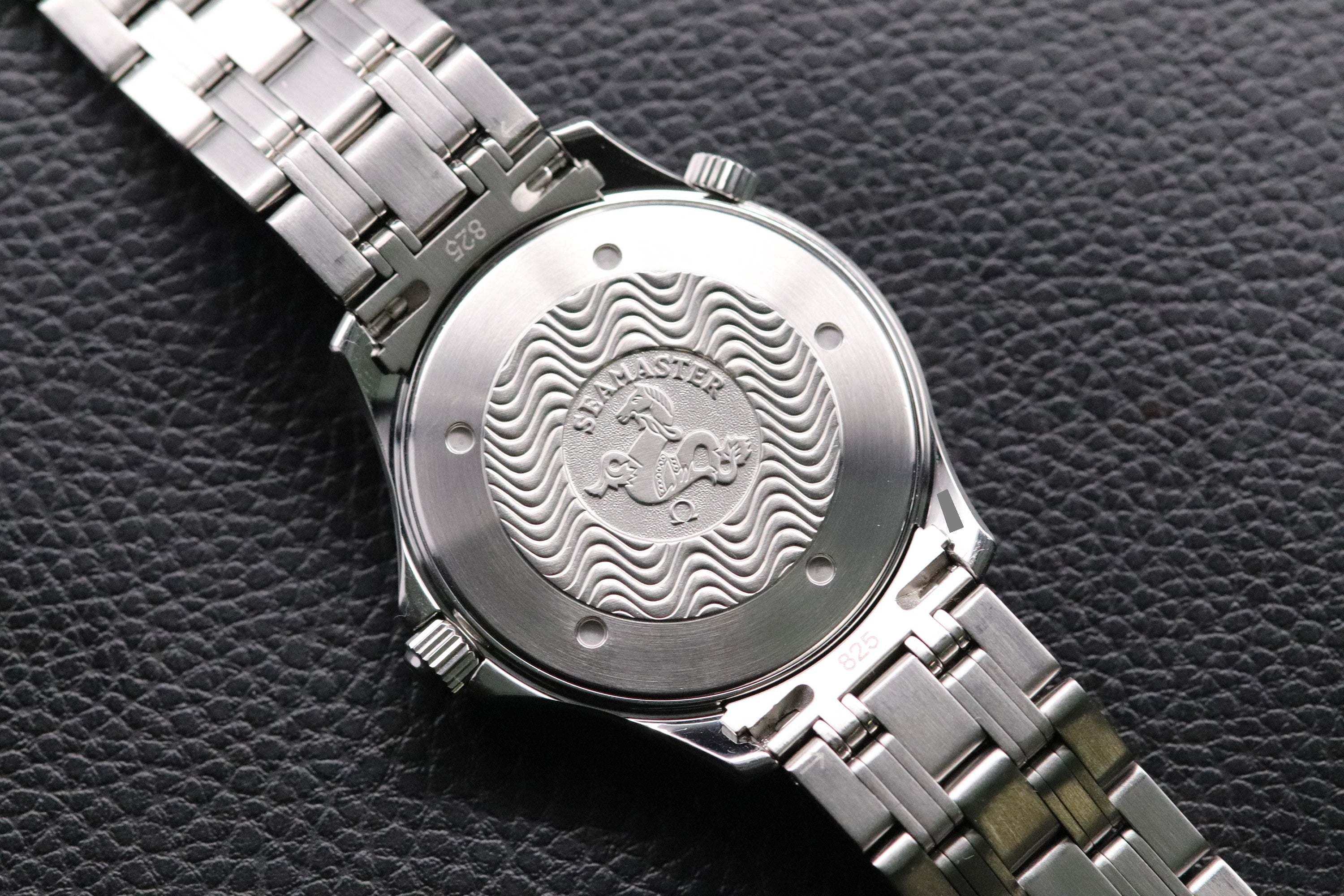 Omega Seamaster James Bond 2541.80 Blue 1998