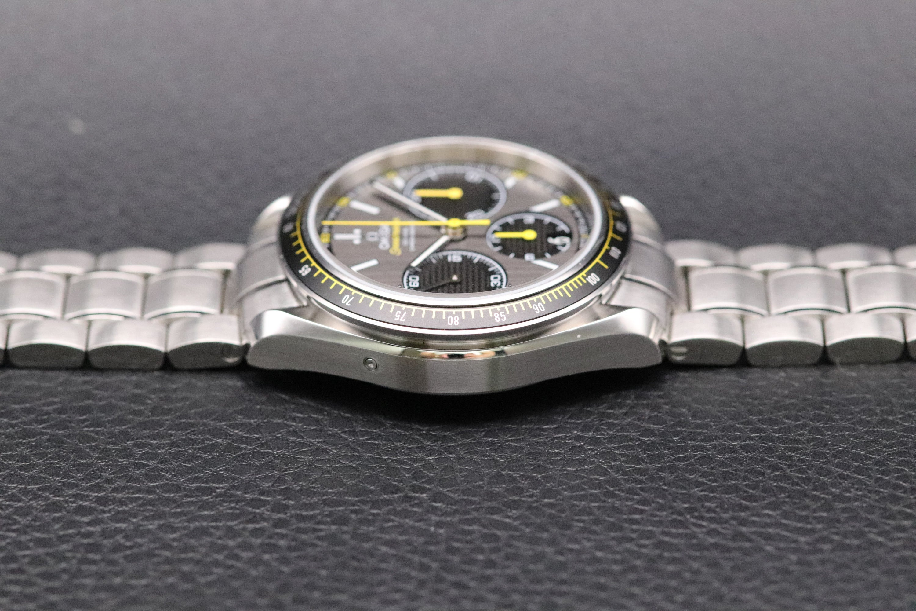 Omega Speedmaster Racing 326.30.40.50.06.001 Fullset 2024 Box+Paper