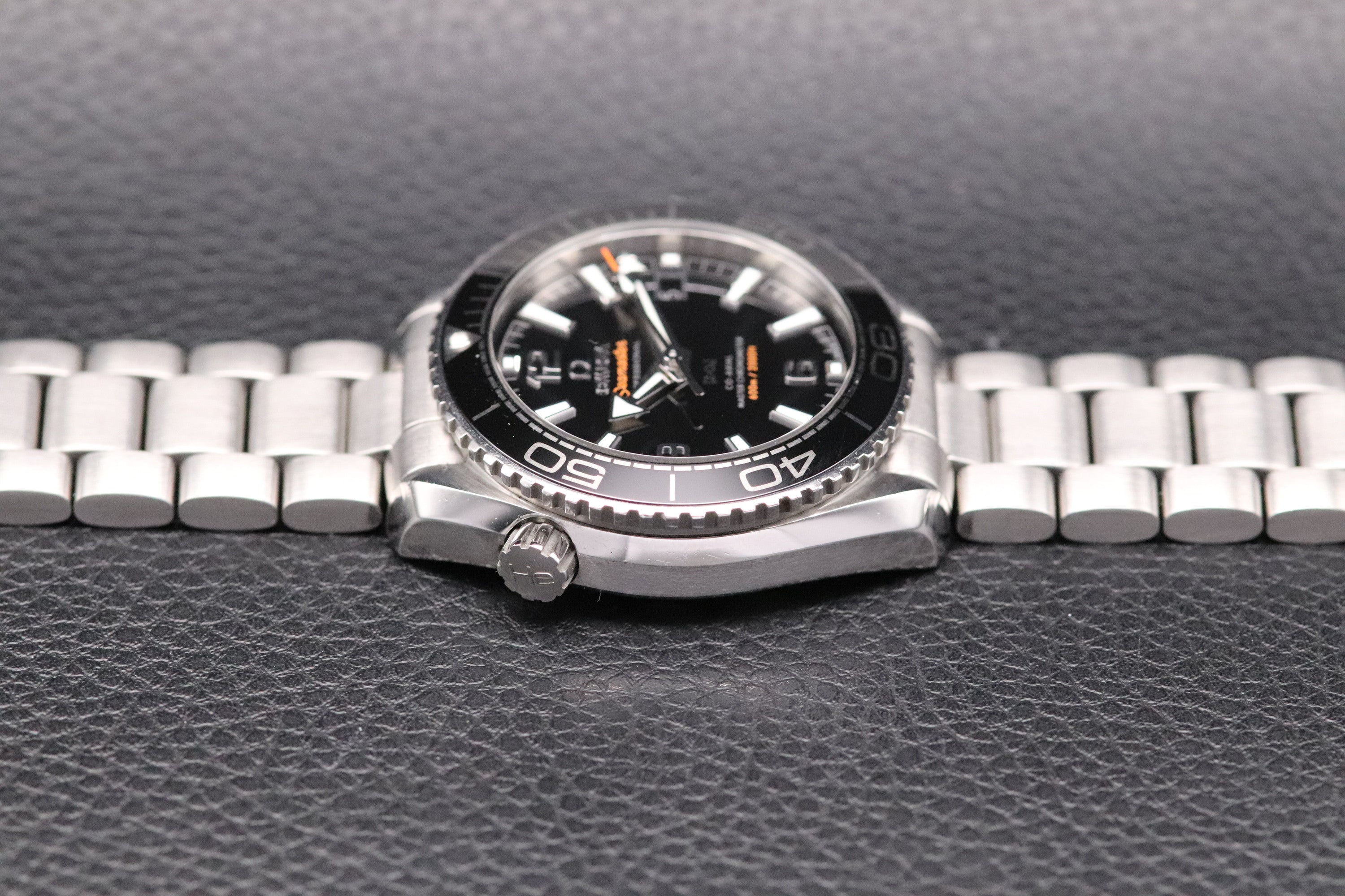 Omega Seamaster Planet Ocean 215.30.40.20.01.001 Fullset 2016 Box+Papers