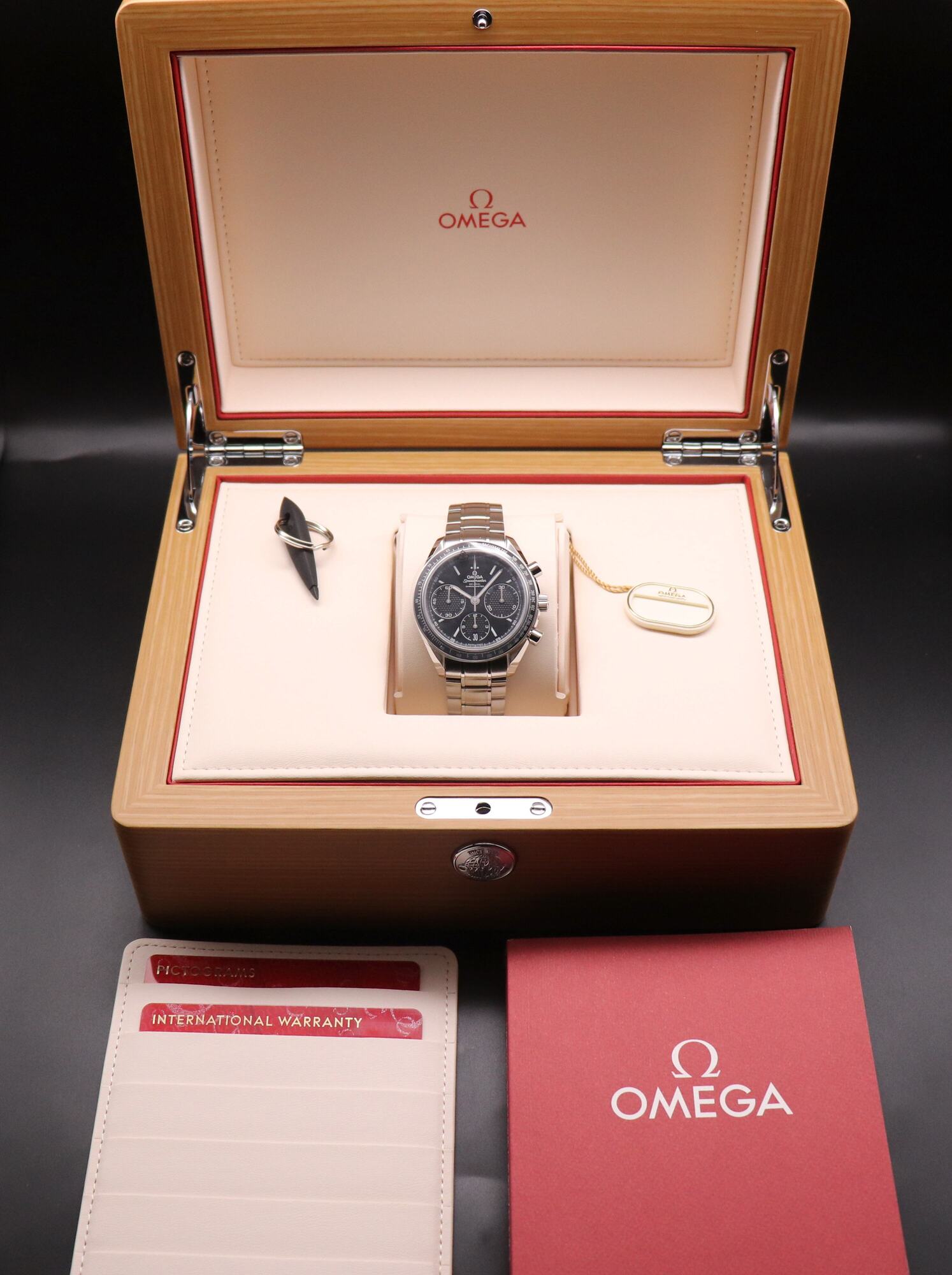 Omega Speedmaster Racing 326.30.40.50.01.001 Fullset 2025 Box+Paper