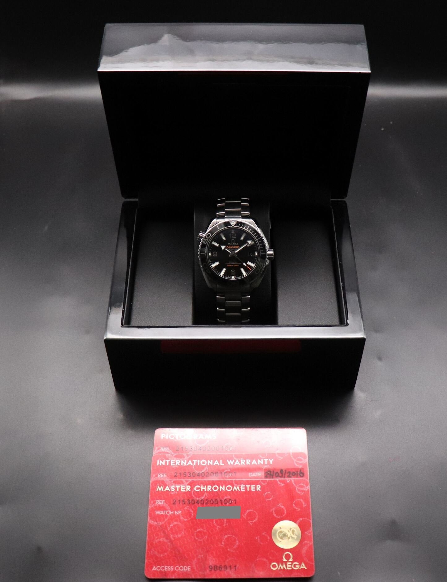 Omega Seamaster Planet Ocean 215.30.40.20.01.001 Fullset 2016 Box+Papers