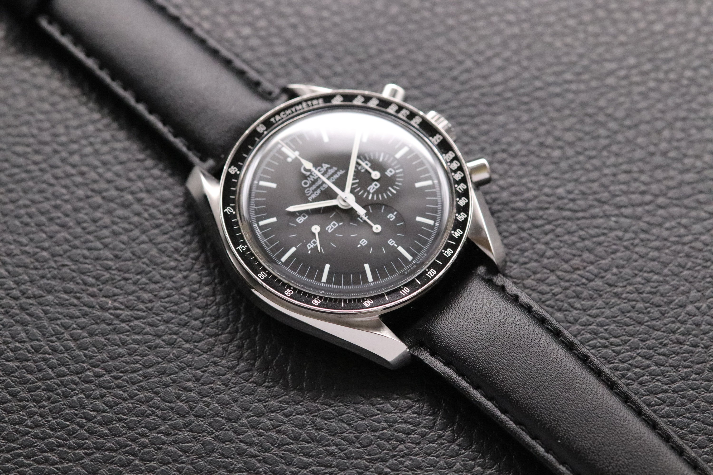 Omega Speedmaster Moonwatch 3570.50 Black Dial 2005